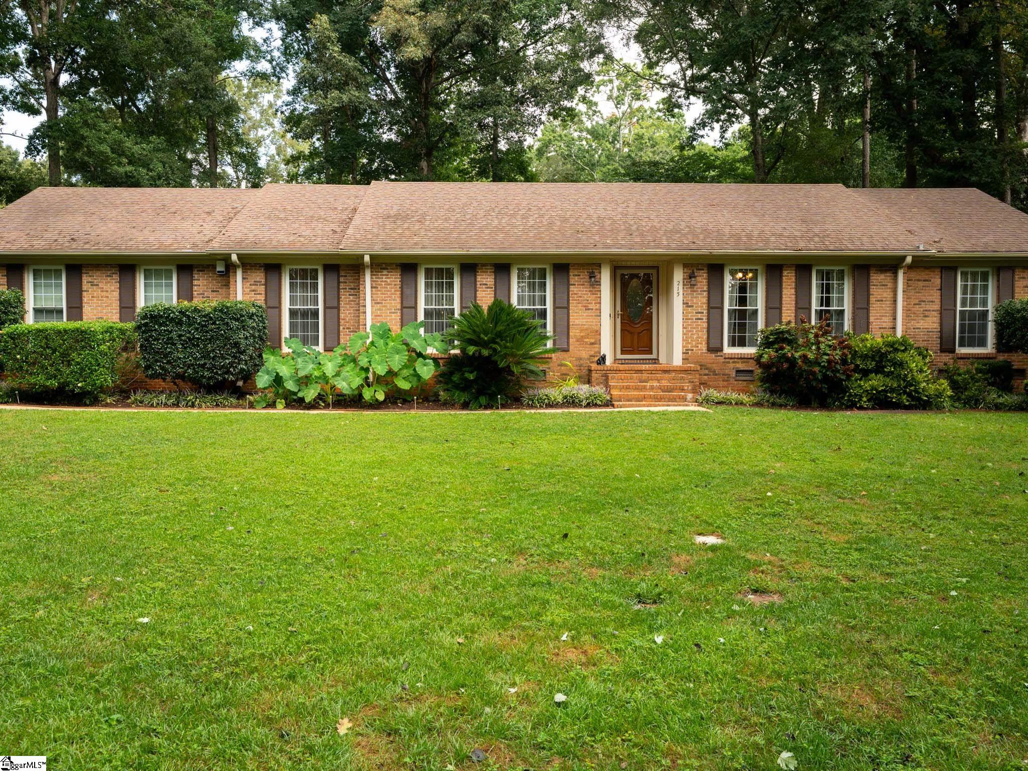 215 Cannon Circle Property Photo 2