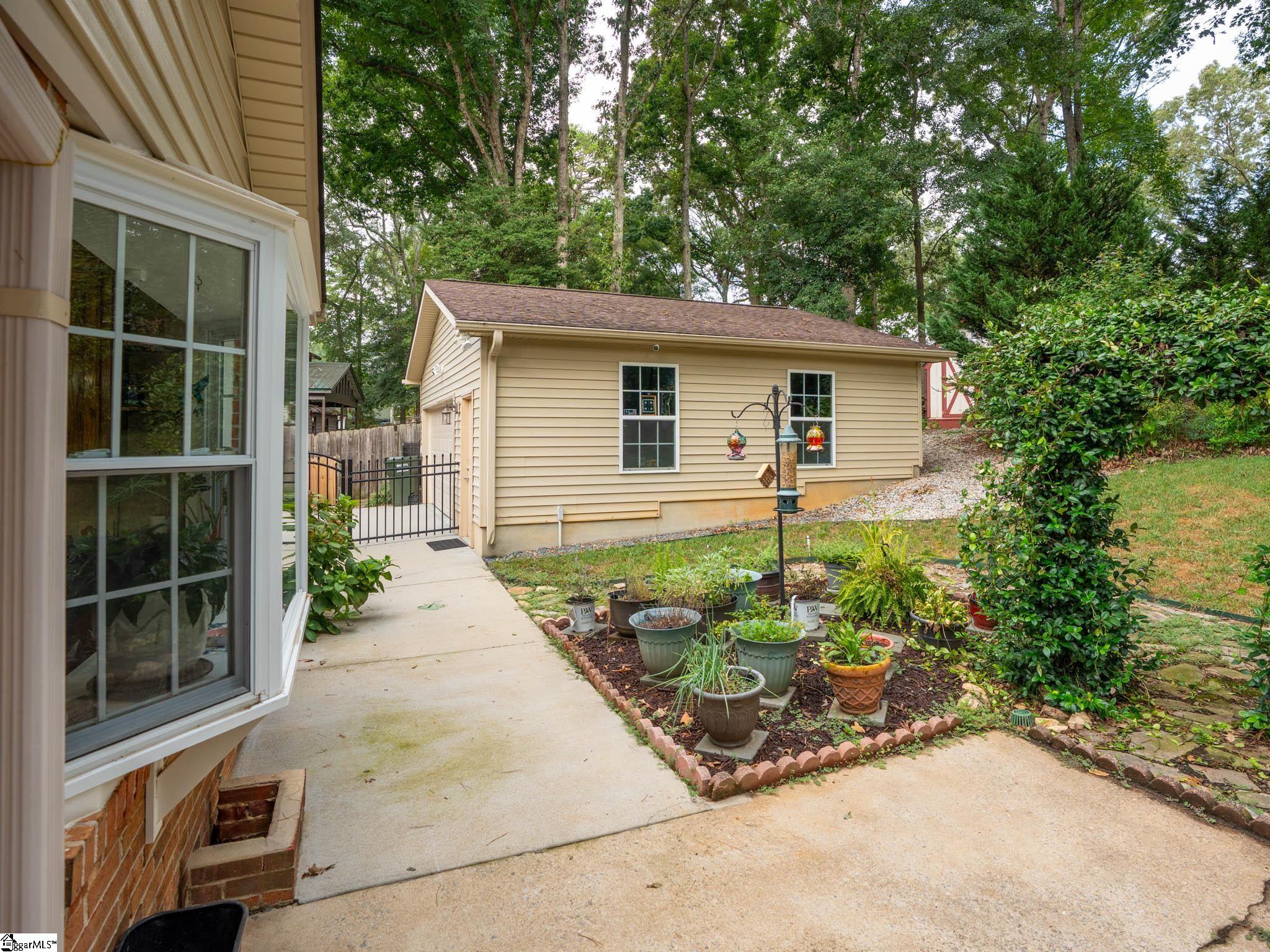 215 Cannon Circle Property Photo 20