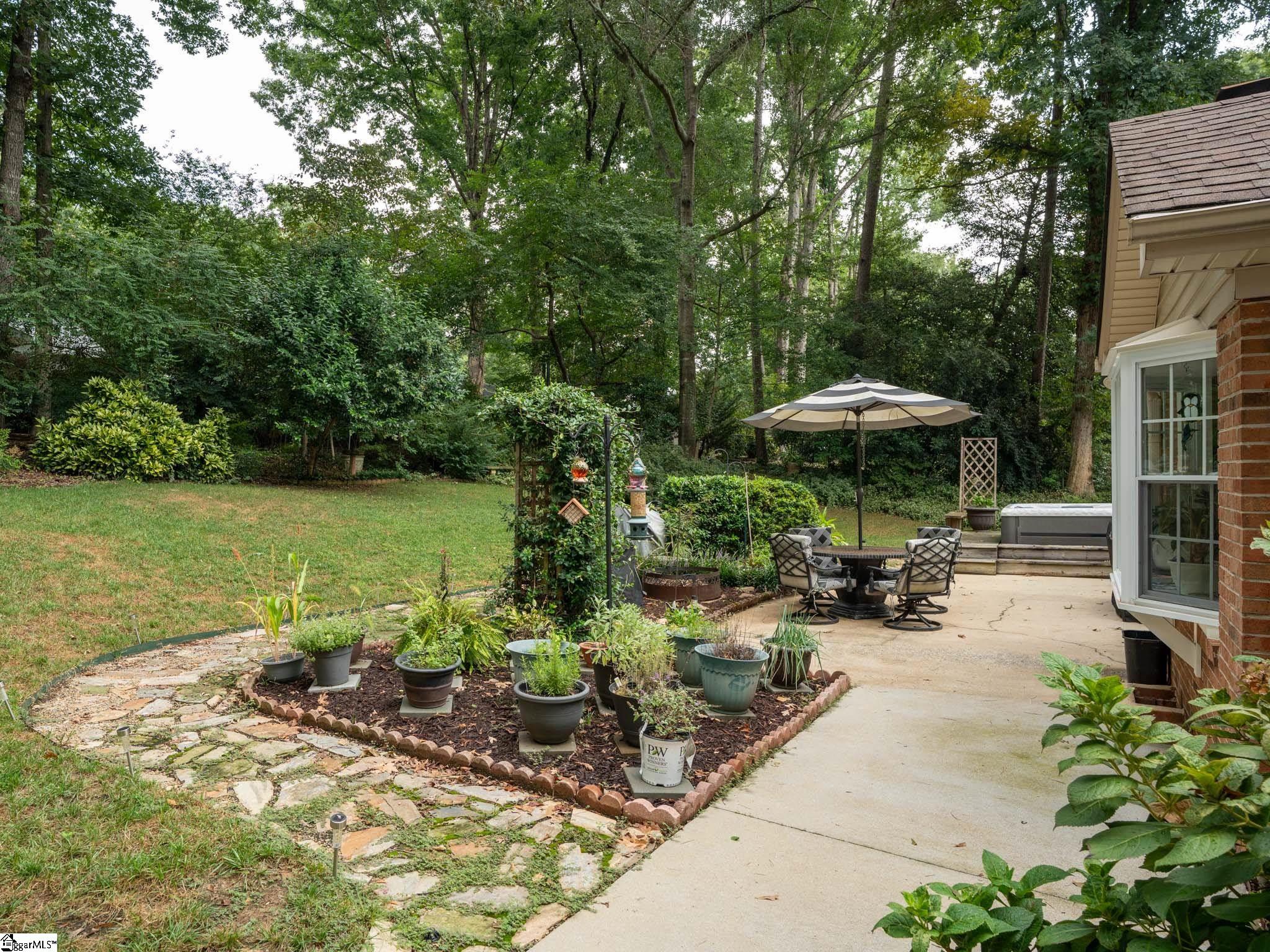 215 Cannon Circle Property Photo 22