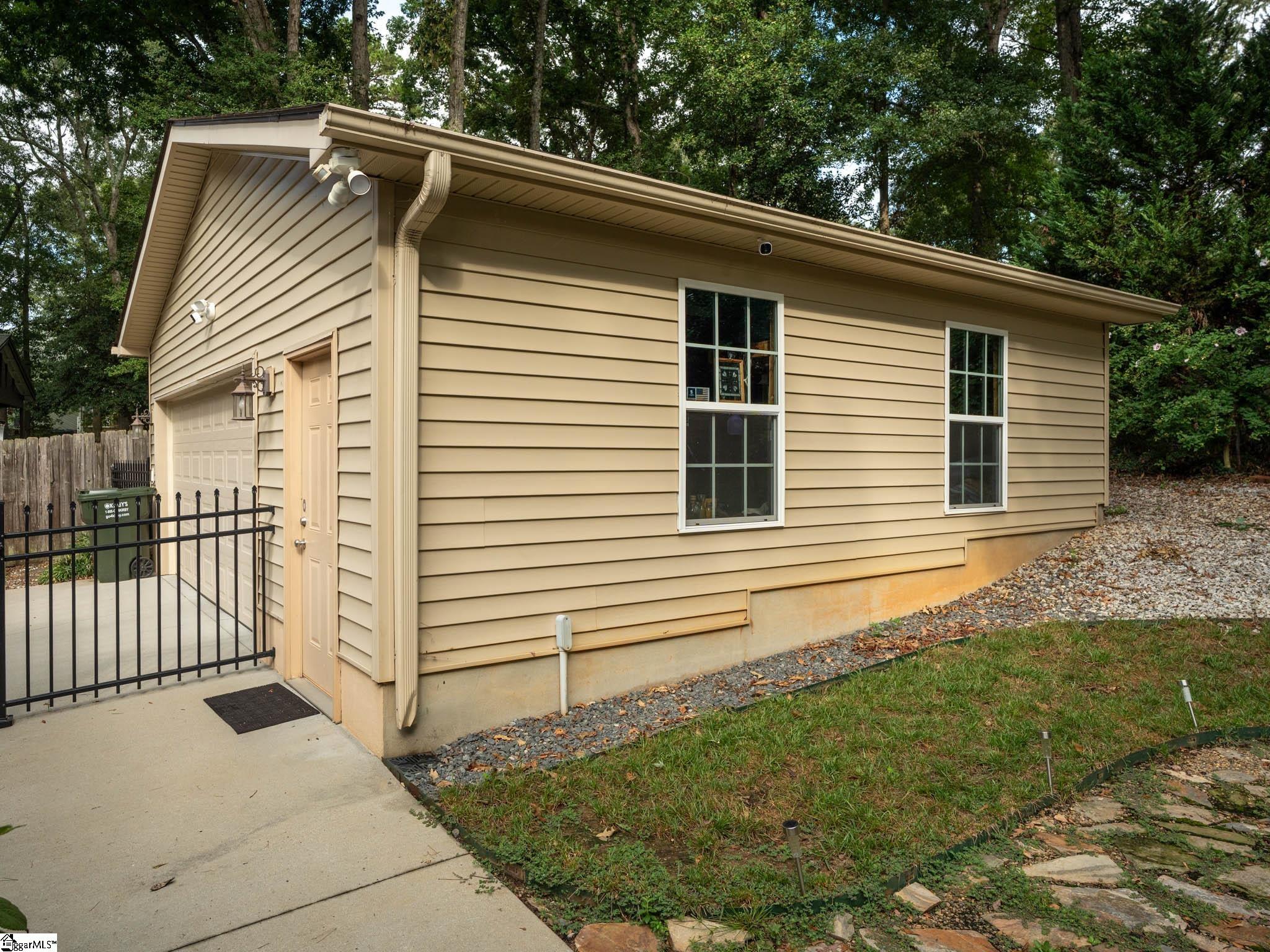 215 Cannon Circle Property Photo 26
