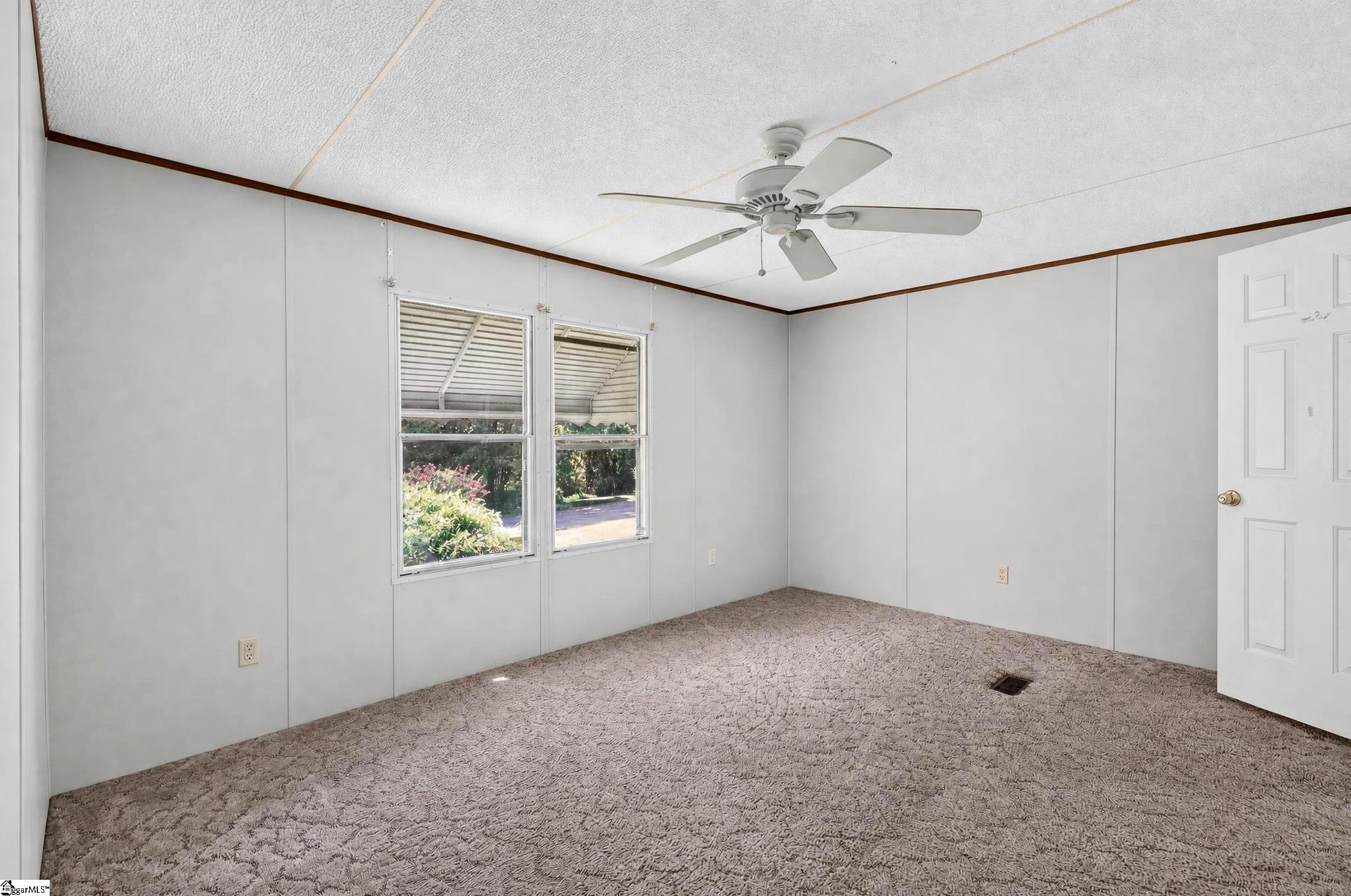 129 Pleasant Cove Drive Property Photo 15