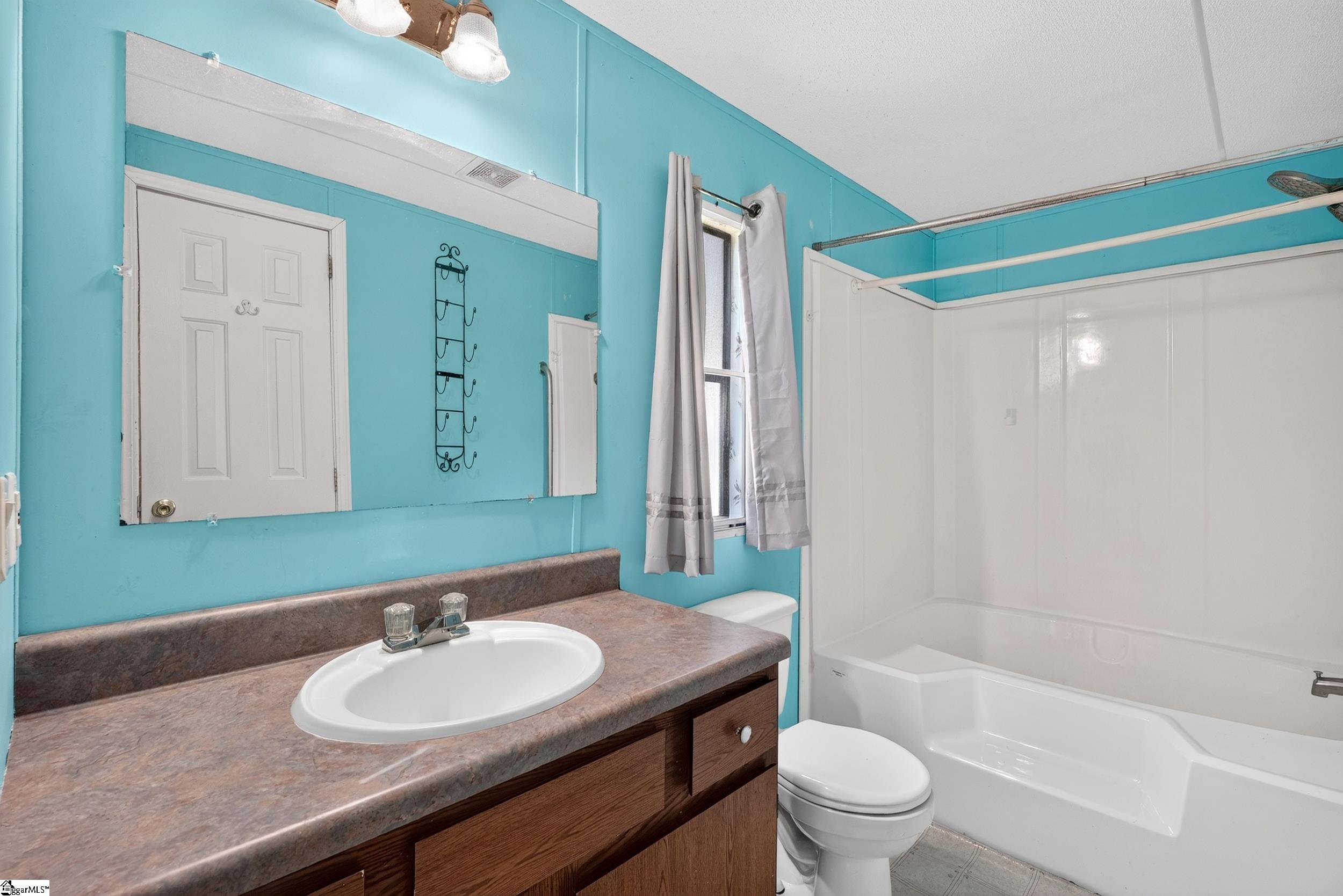 129 Pleasant Cove Drive Property Photo 17