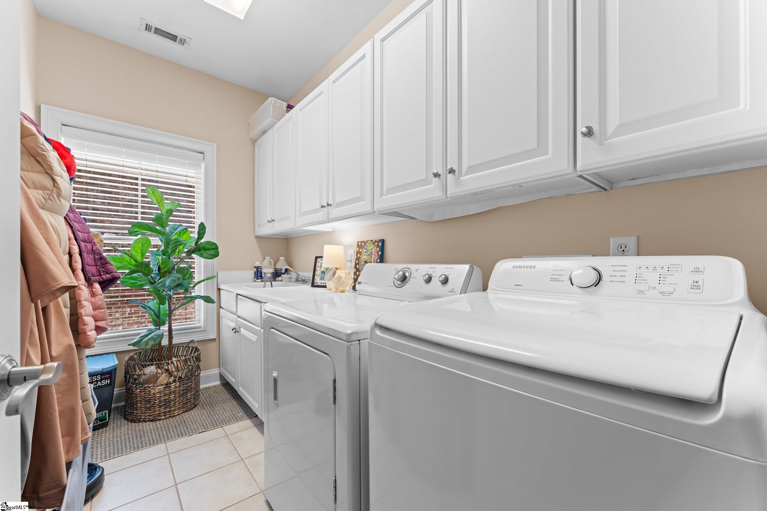 100 Cutler Way Property Photo 24