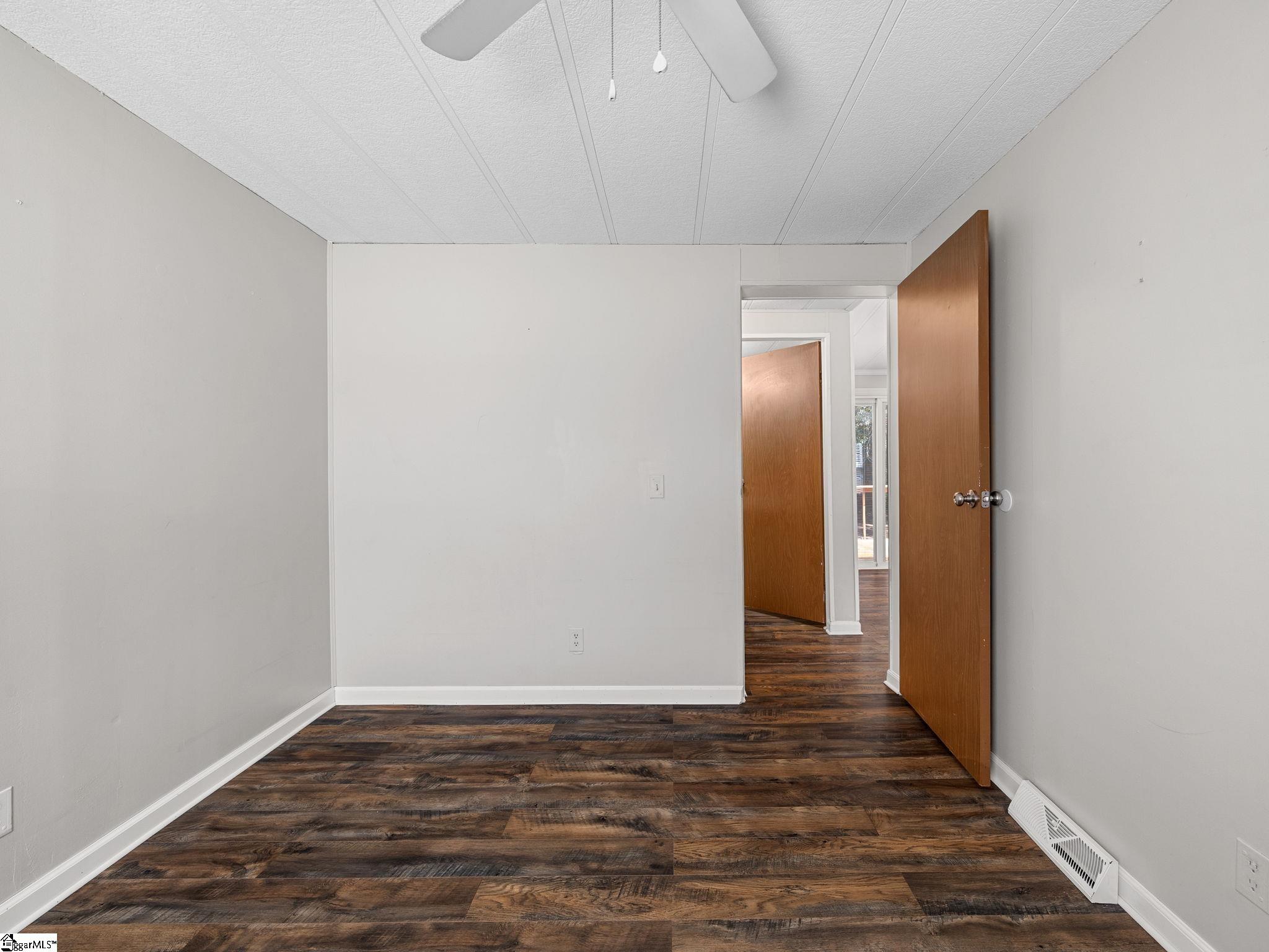 499 Murph Road Property Photo 27