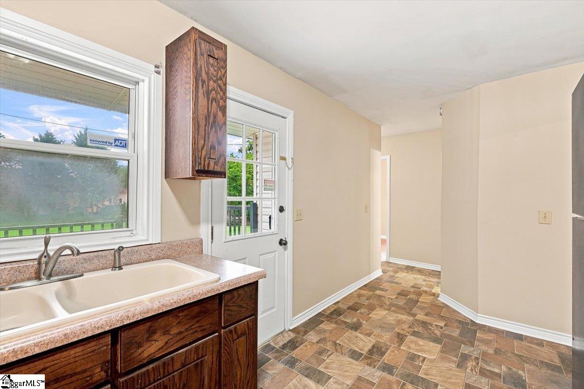 923 N Pinckney Street Property Photo 17