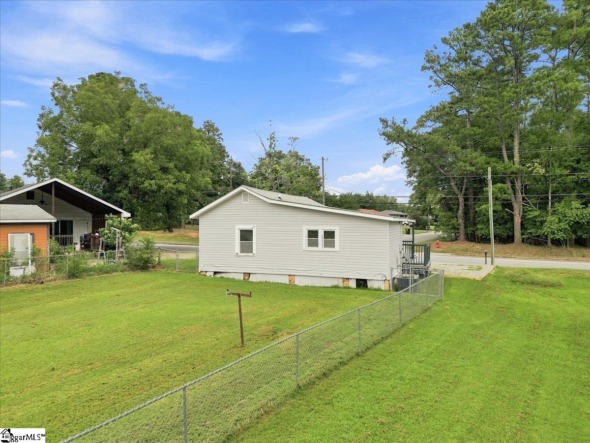 923 N Pinckney Street Property Photo 26