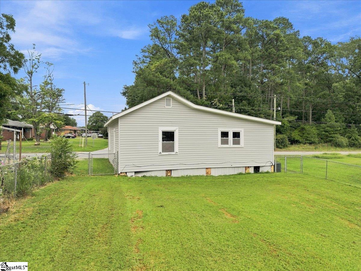 923 N Pinckney Street Property Photo 28