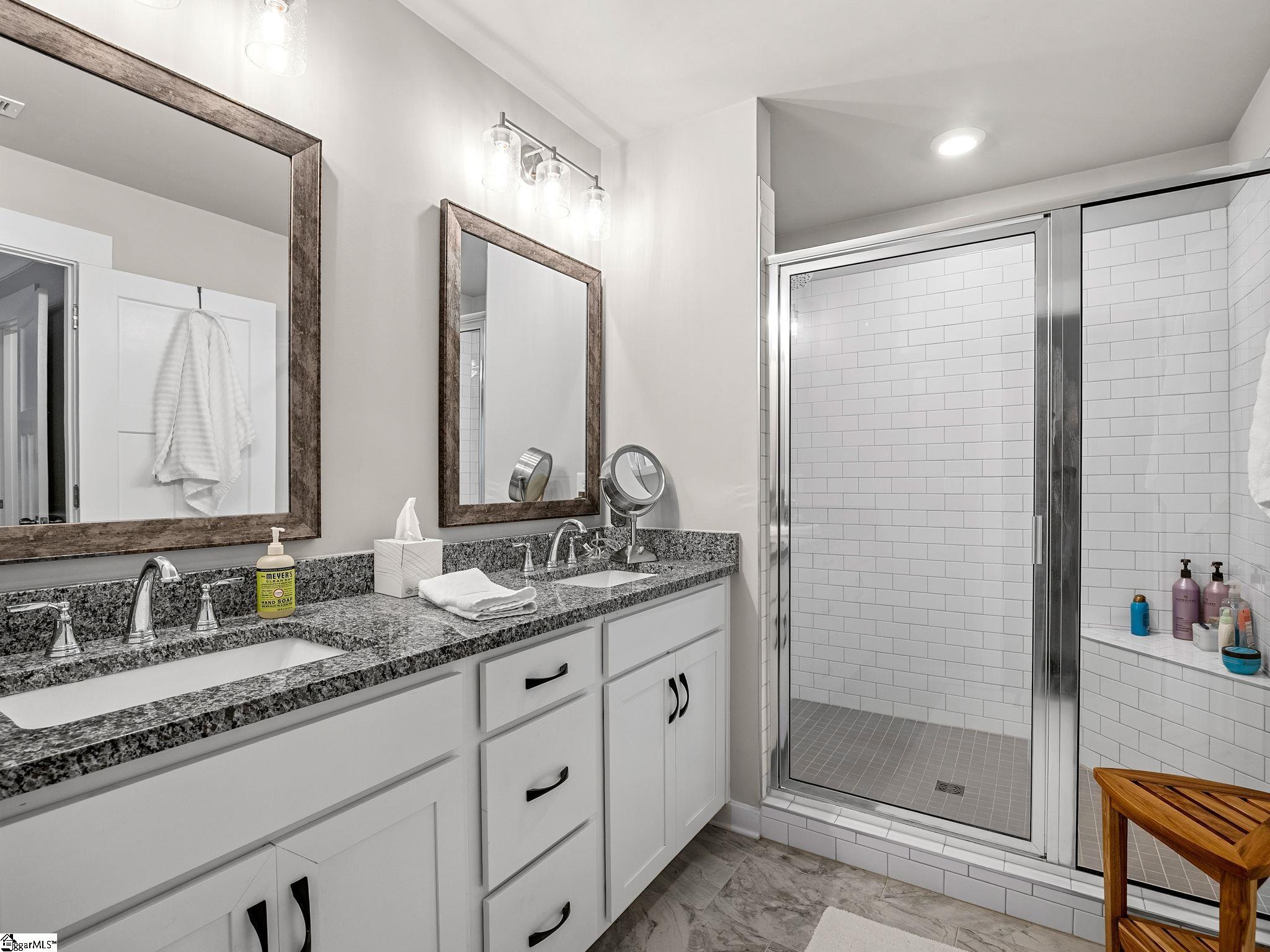 209 Broad Banyan Court Property Photo 23