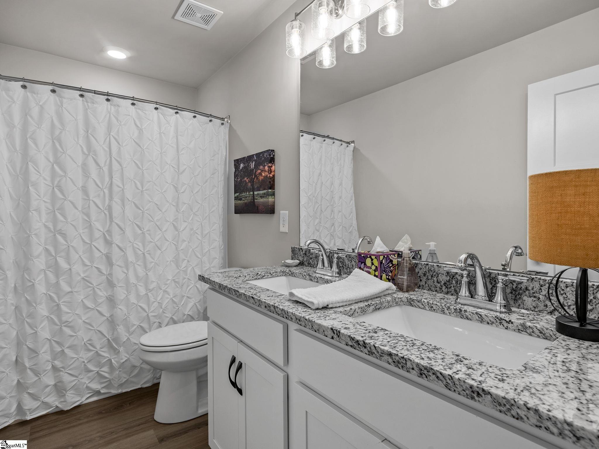 209 Broad Banyan Court Property Photo 27