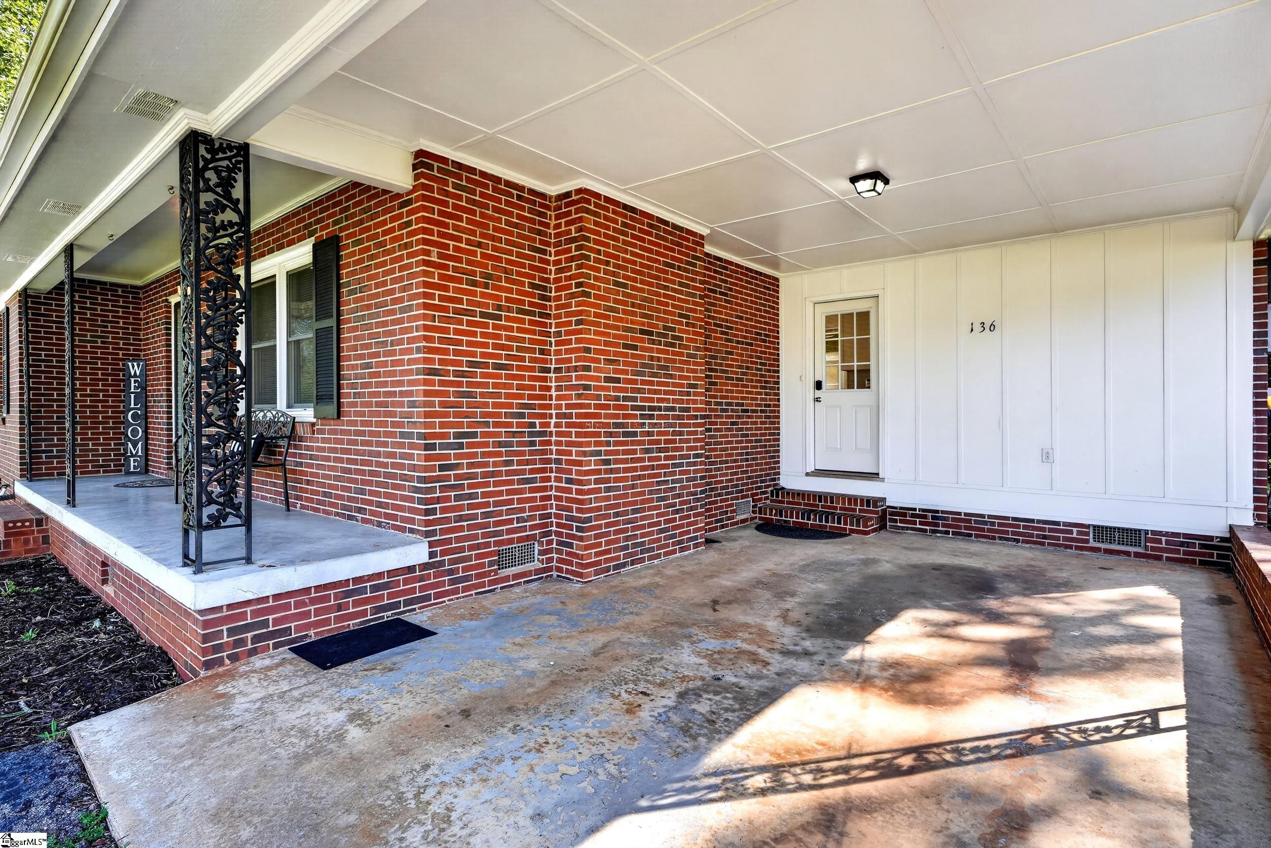 136 James Avenue Property Photo 11
