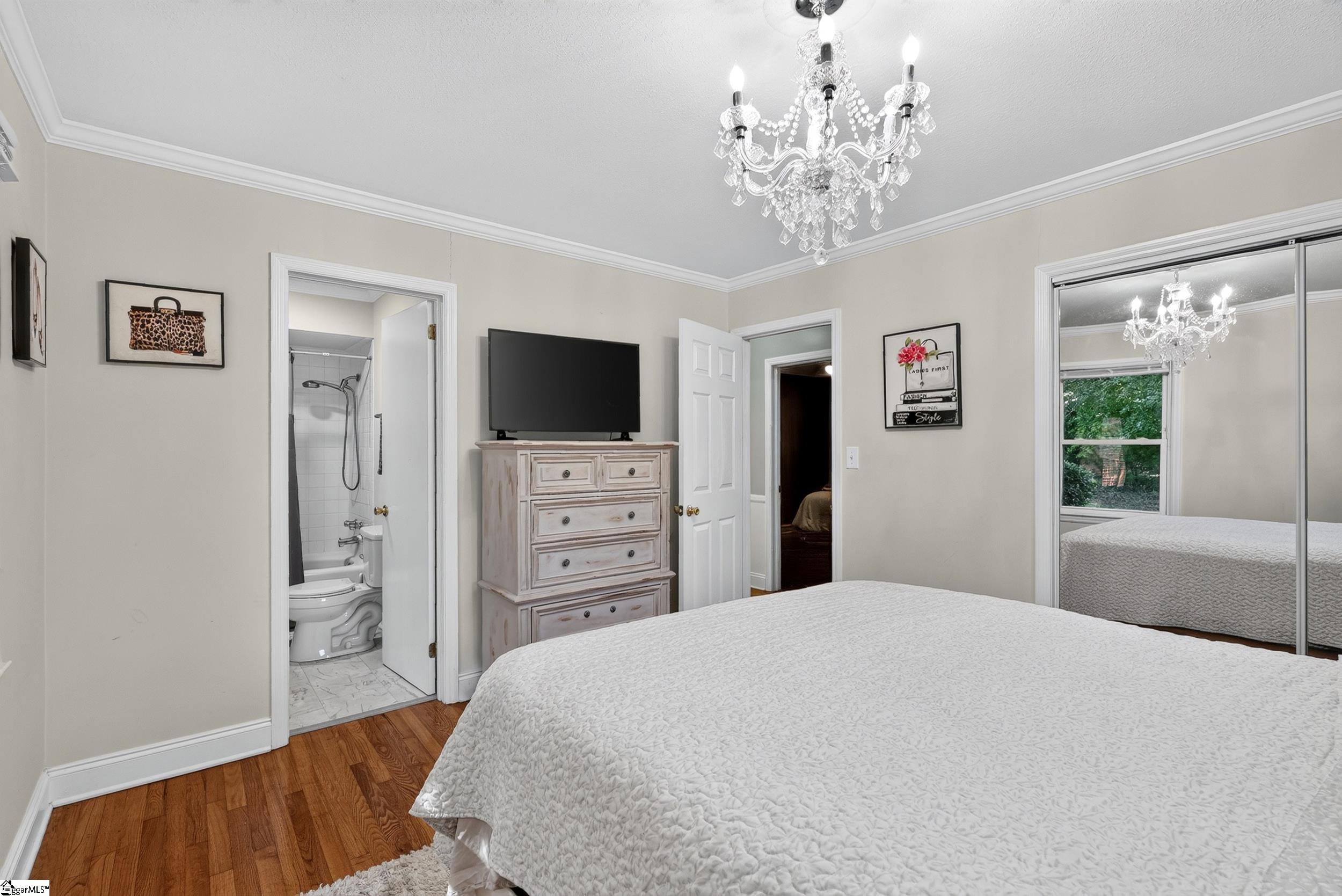 136 James Avenue Property Photo 31