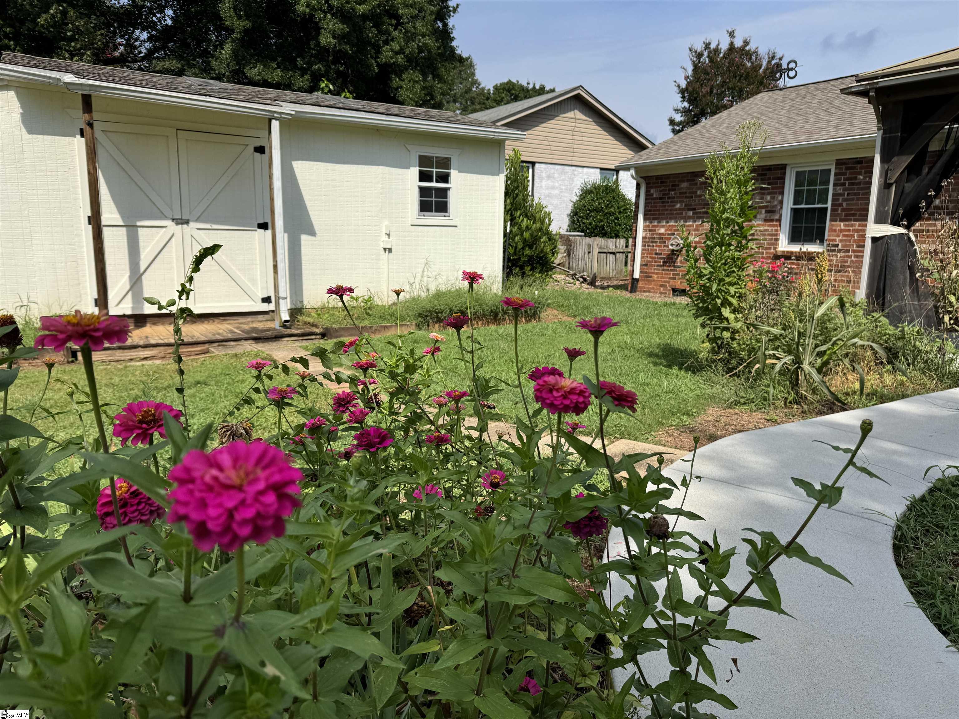 101 Leeward Terrace Property Photo 8