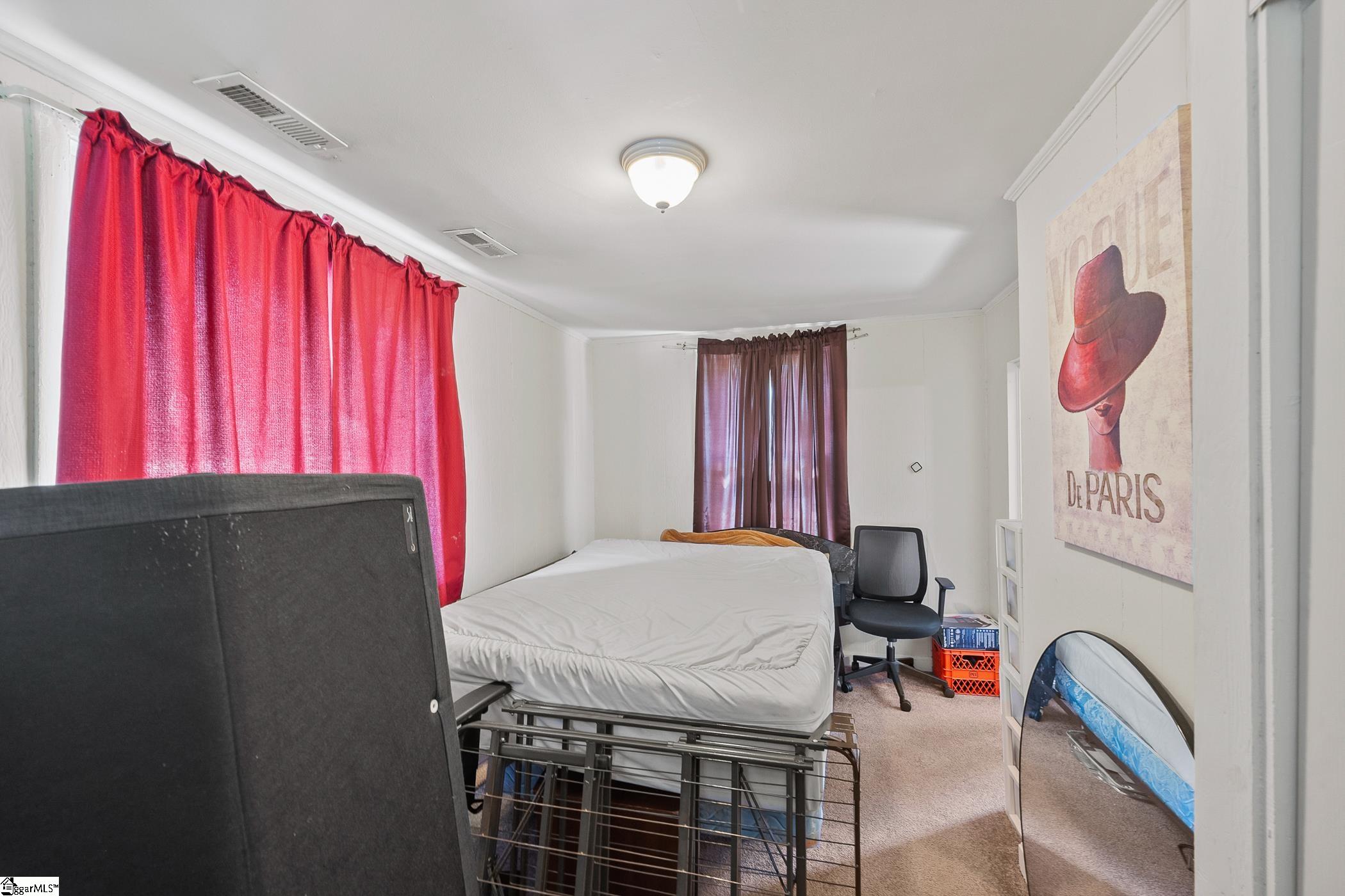 9 Glenwood Lane Property Photo 9