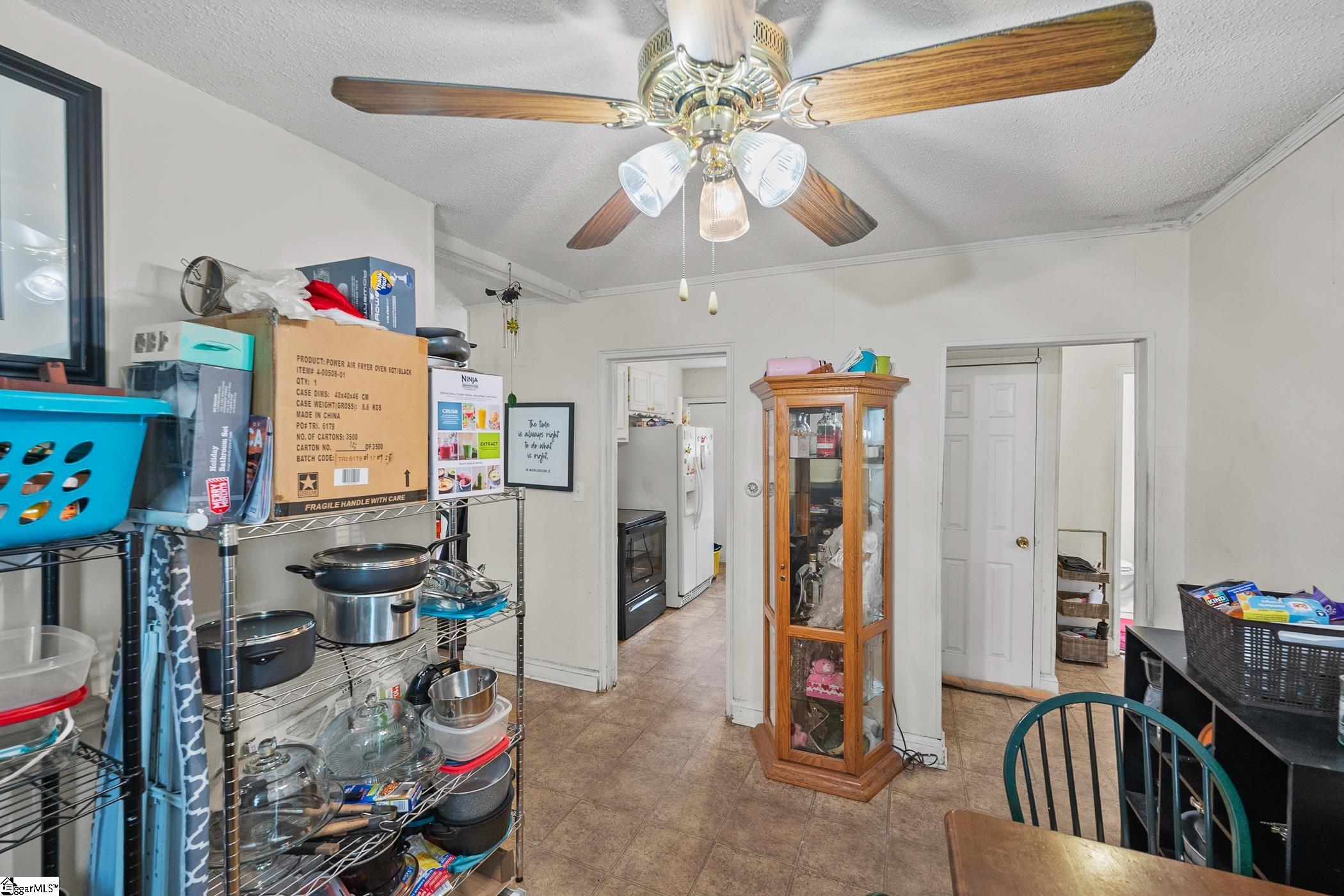 9 Glenwood Lane Property Photo 12