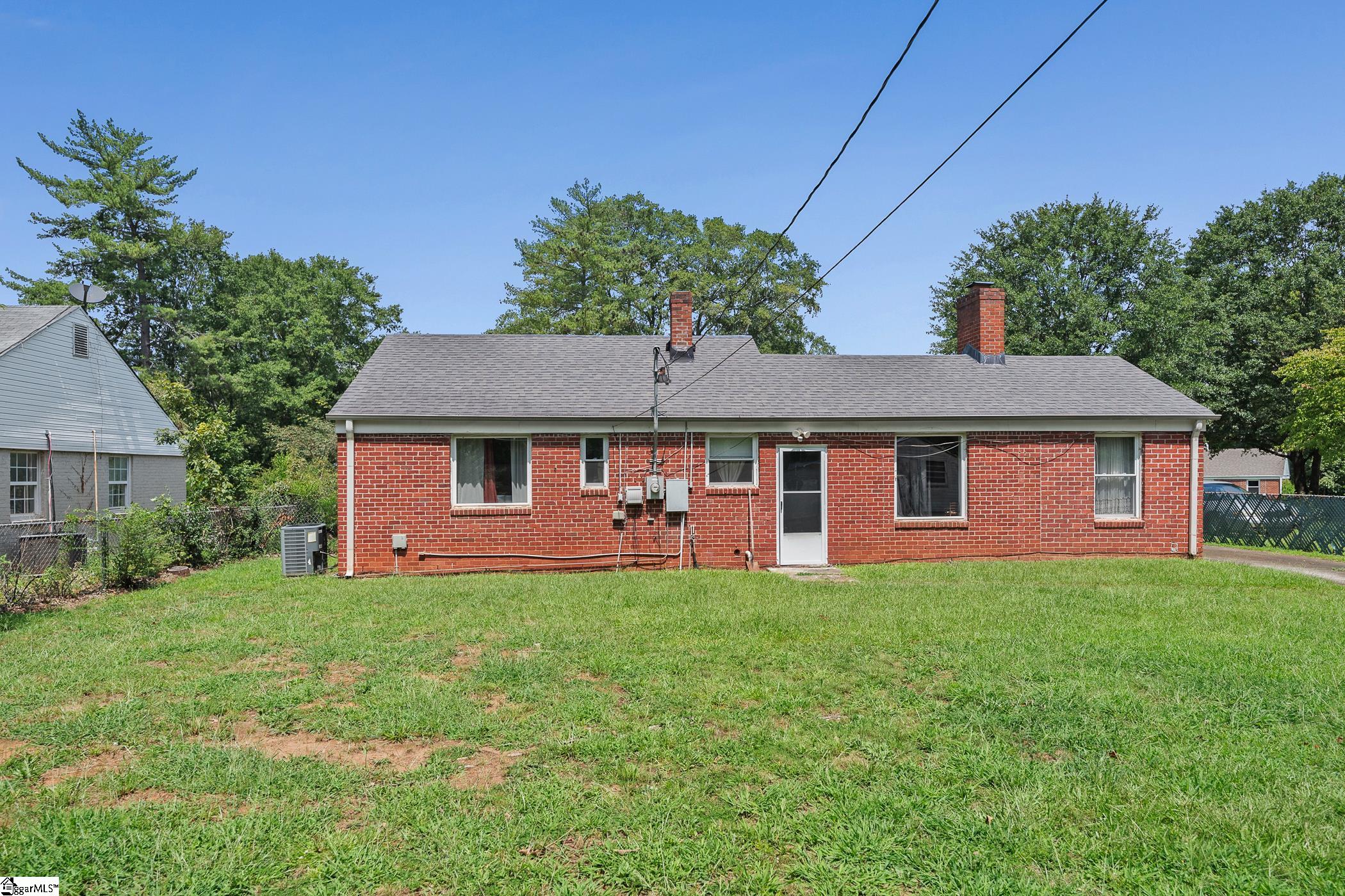 9 Glenwood Lane Property Photo 25
