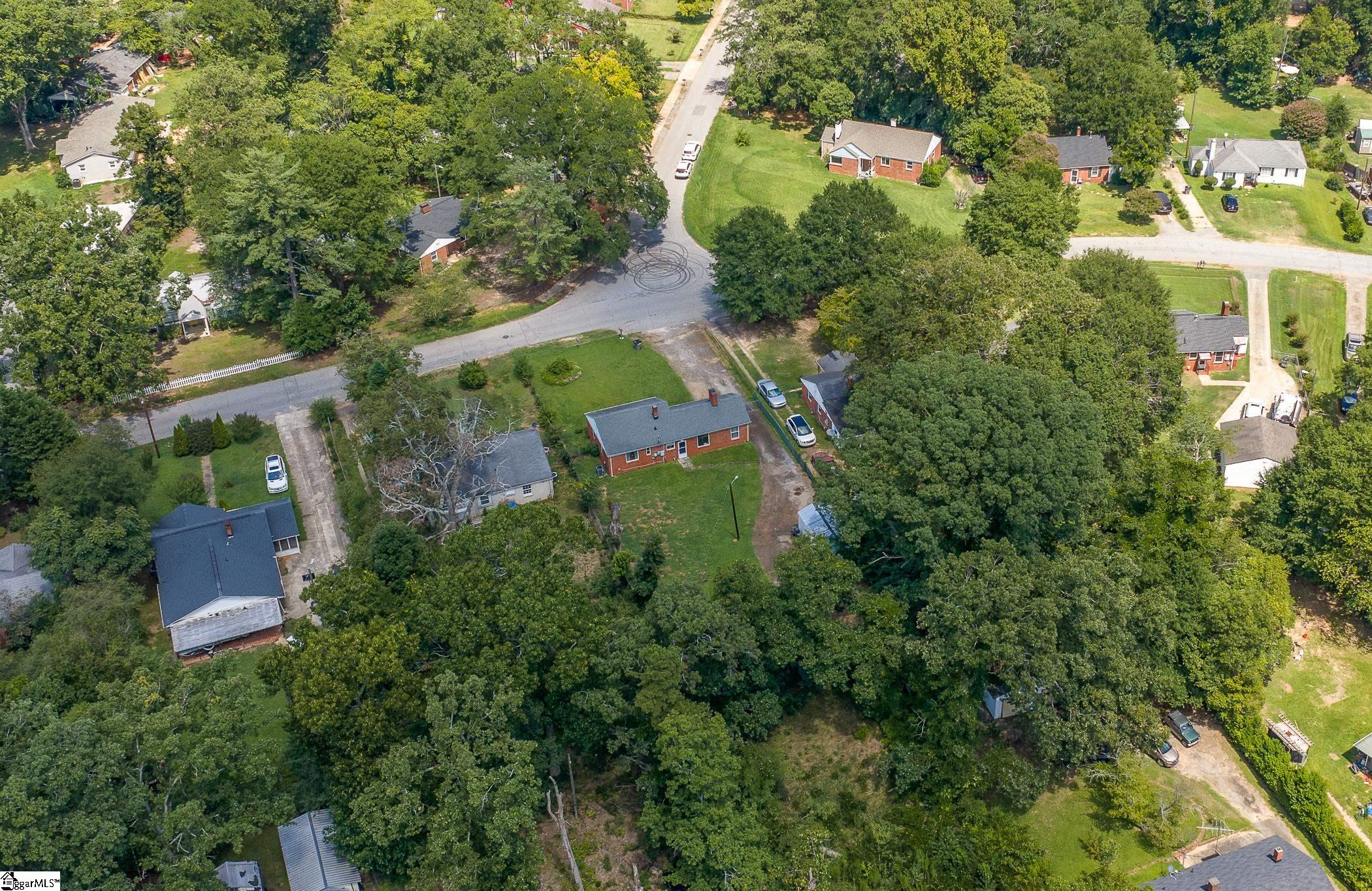 9 Glenwood Lane Property Photo 31