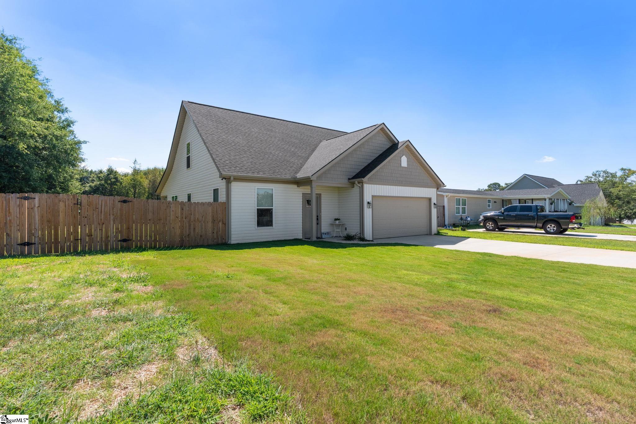 102 Turkey Trot Road Property Photo 3