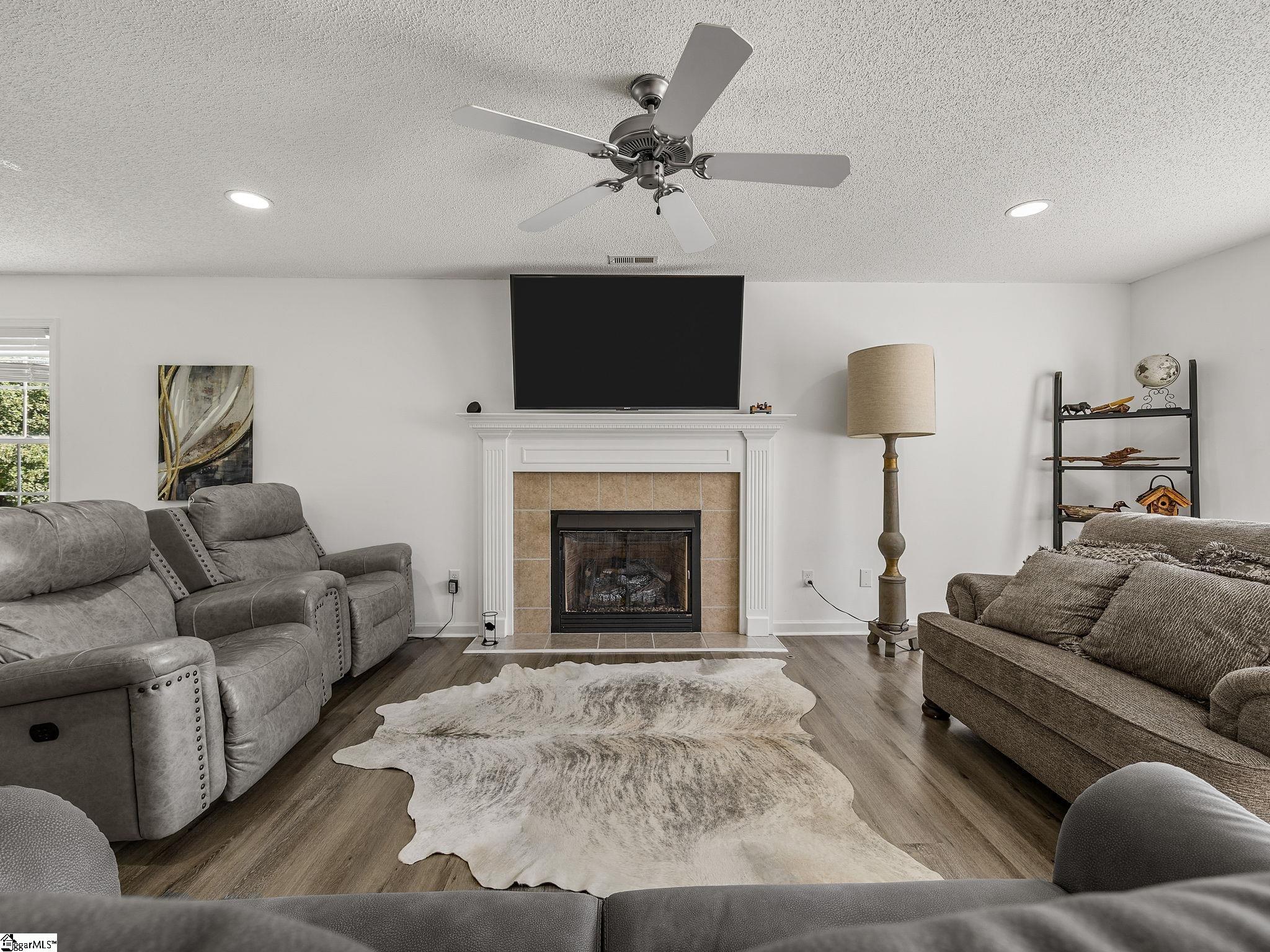 213 Anchors Away Drive Property Photo 5