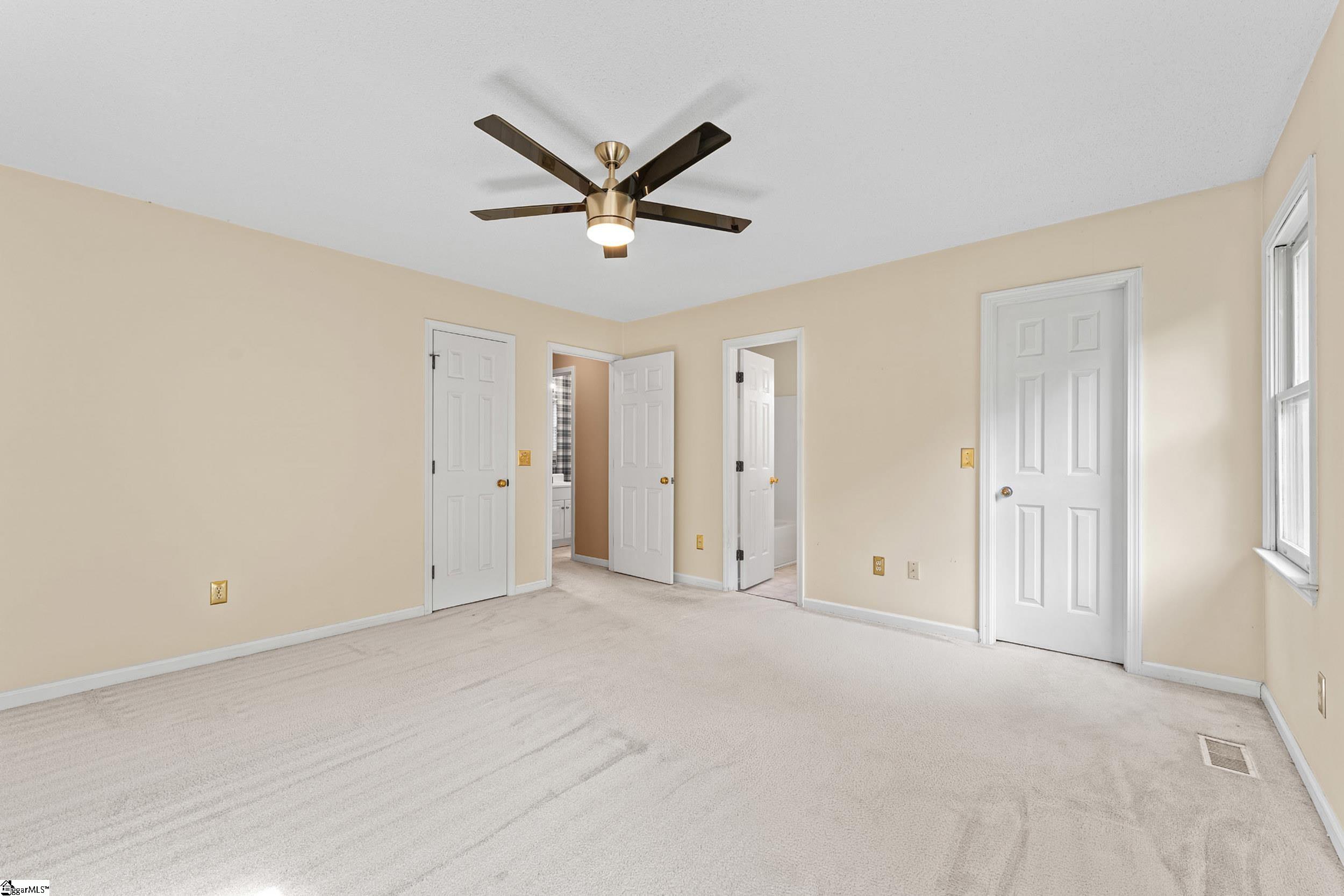 302 Valley View Road Property Photo 11