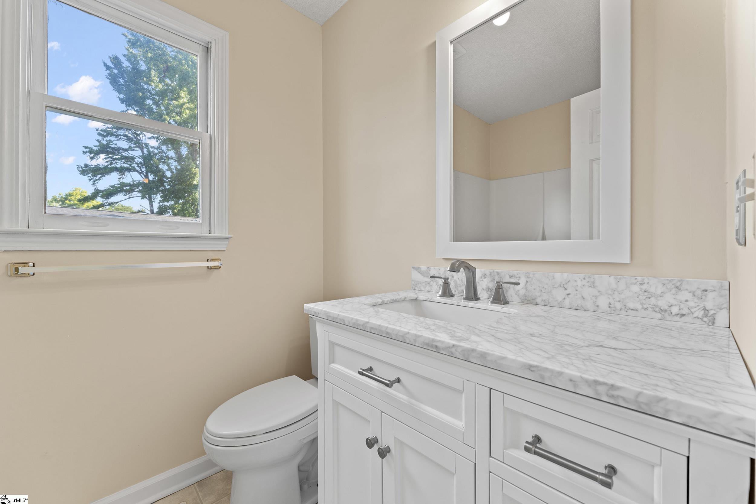 302 Valley View Road Property Photo 12