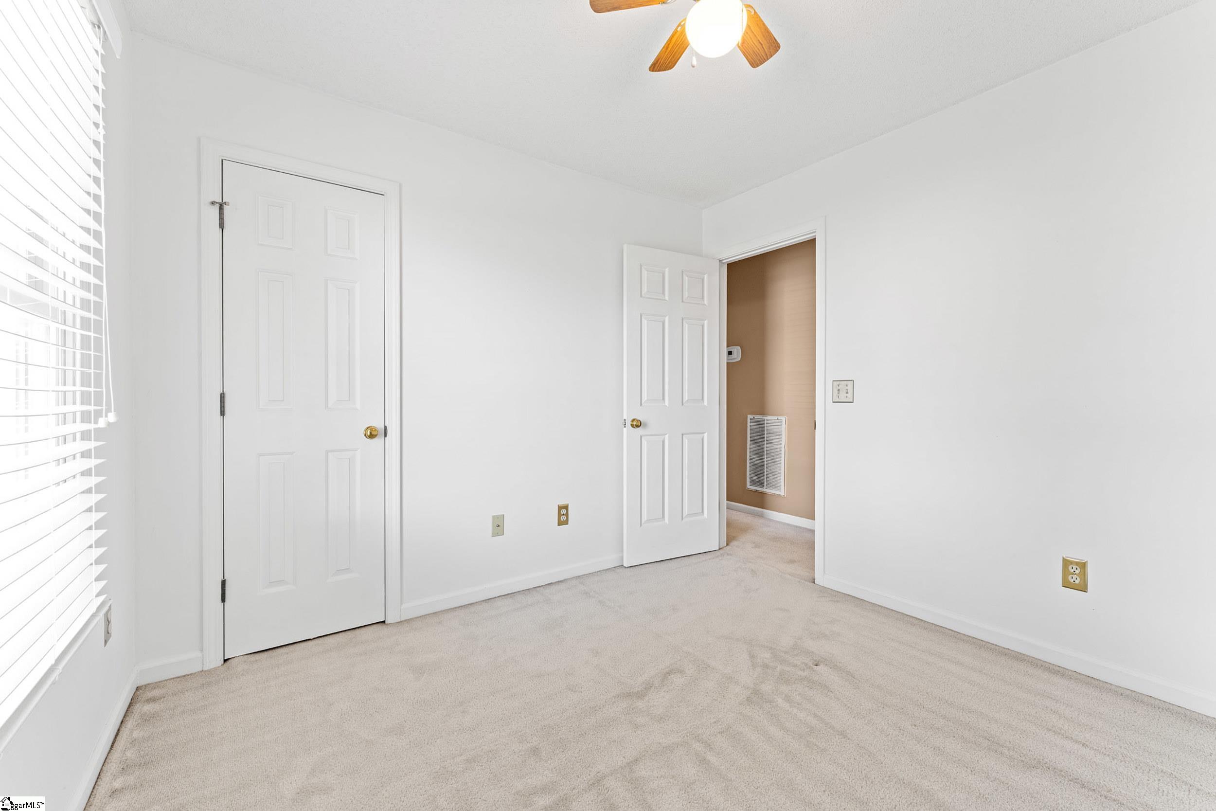 302 Valley View Road Property Photo 16