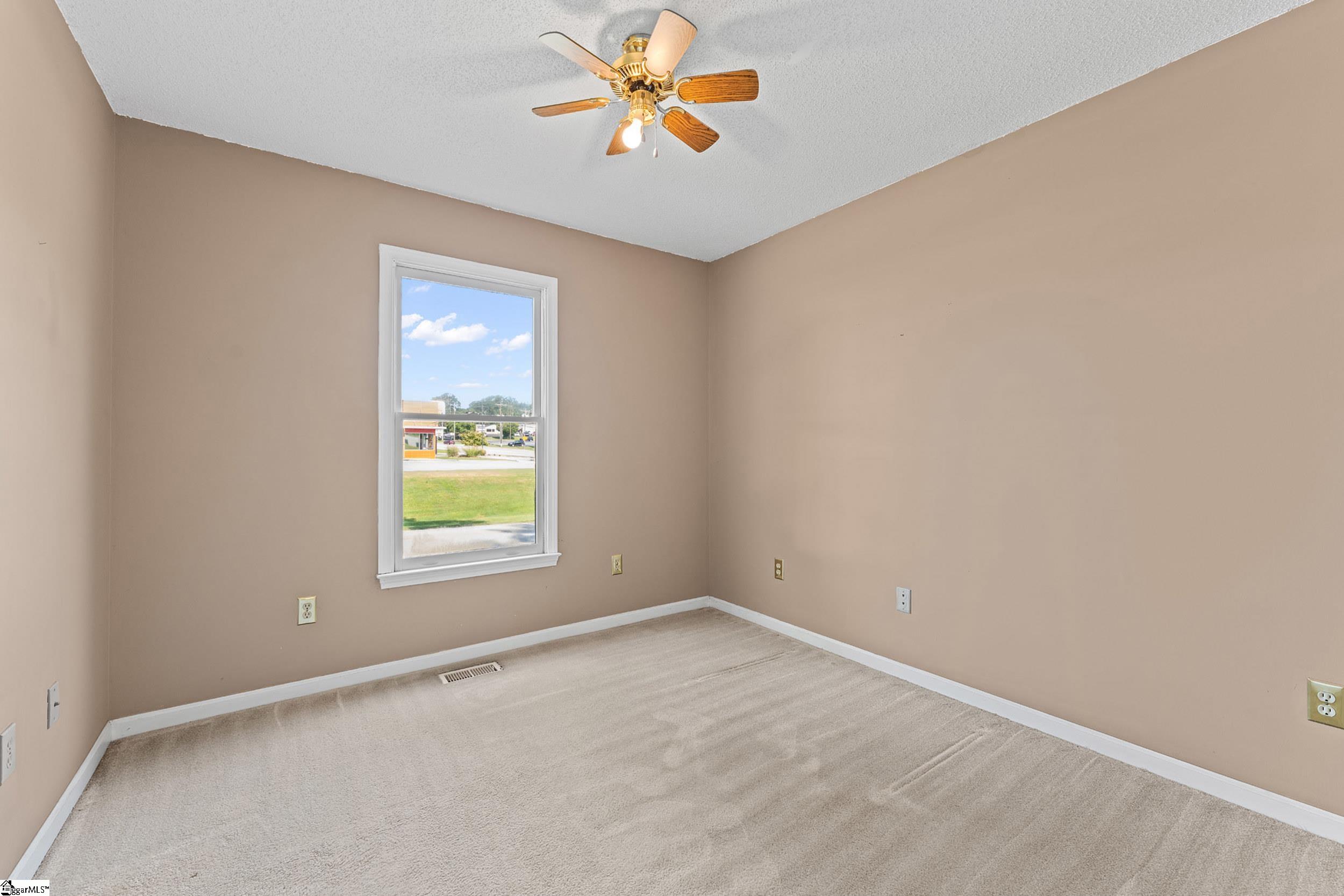 302 Valley View Road Property Photo 20