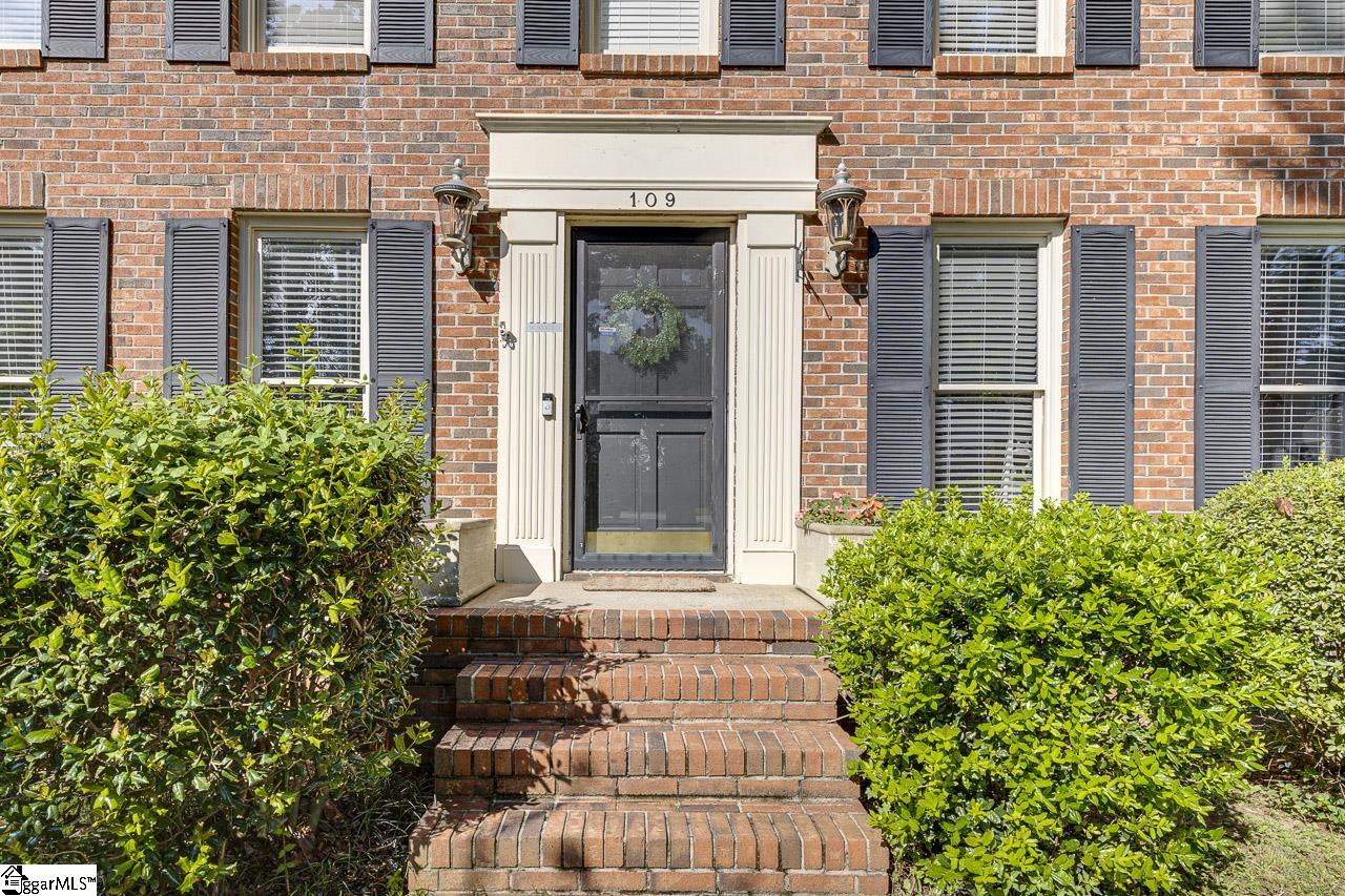109 Smithwood Court Property Photo 4