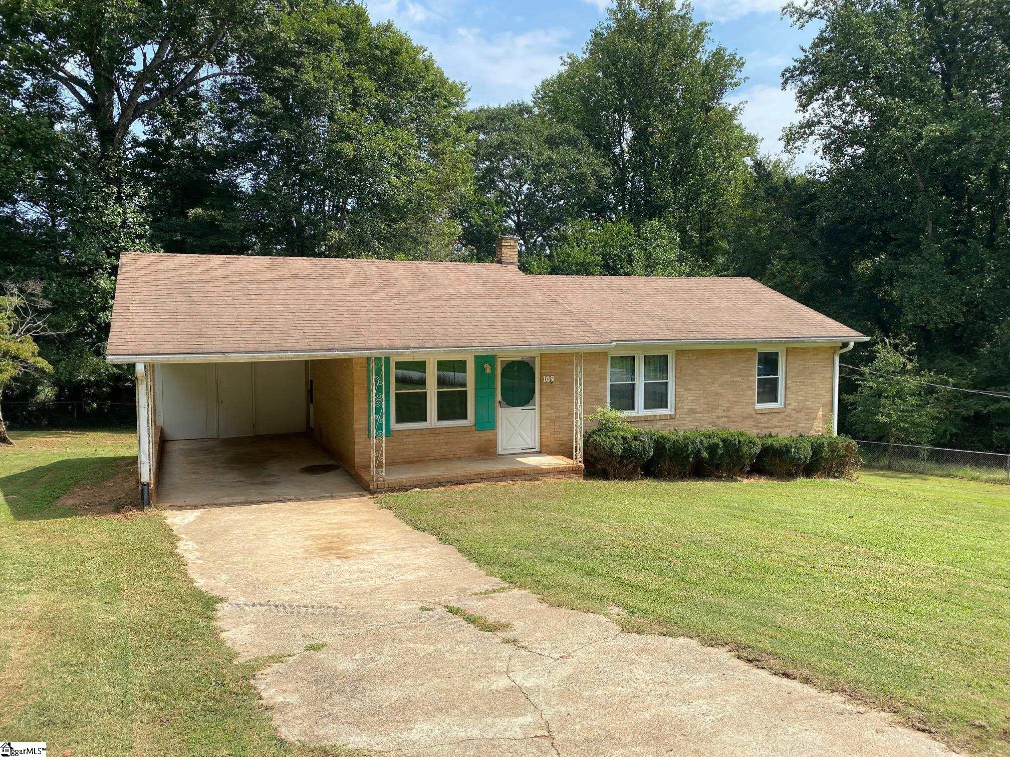 109 Valeview Circle Property Photo 1