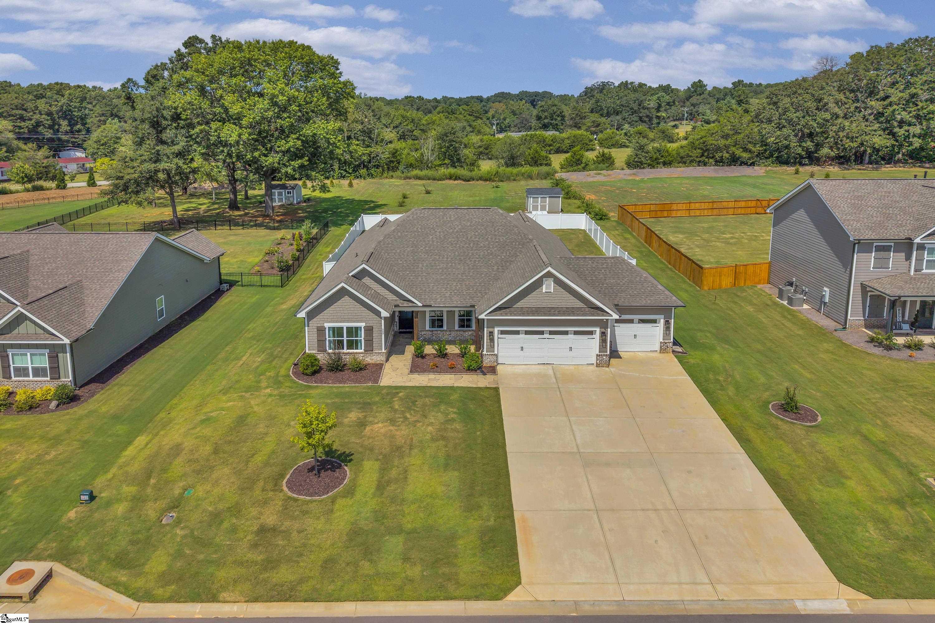 107 Arbor Woods Way Property Photo 10