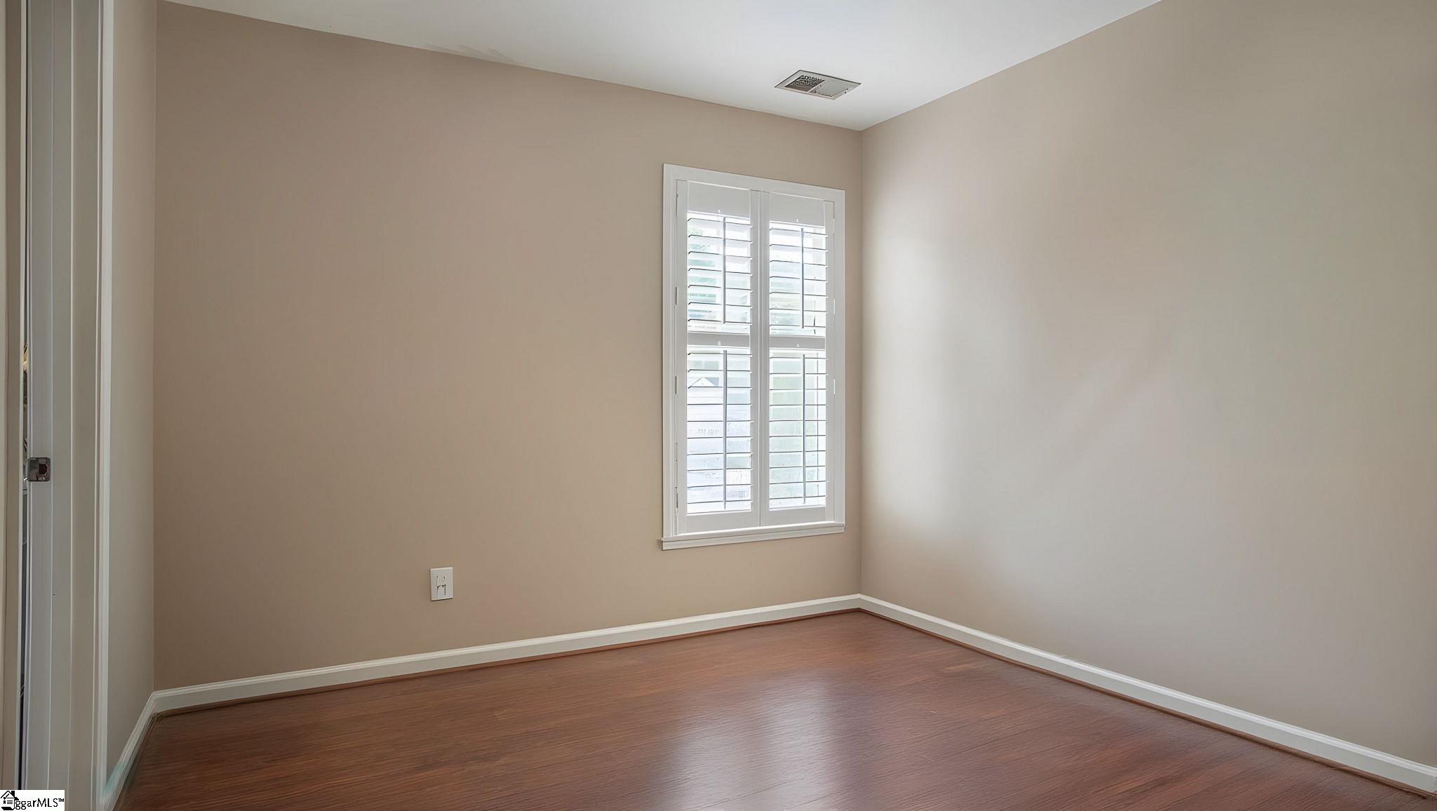 623 Fairview Lake Way Property Photo 30