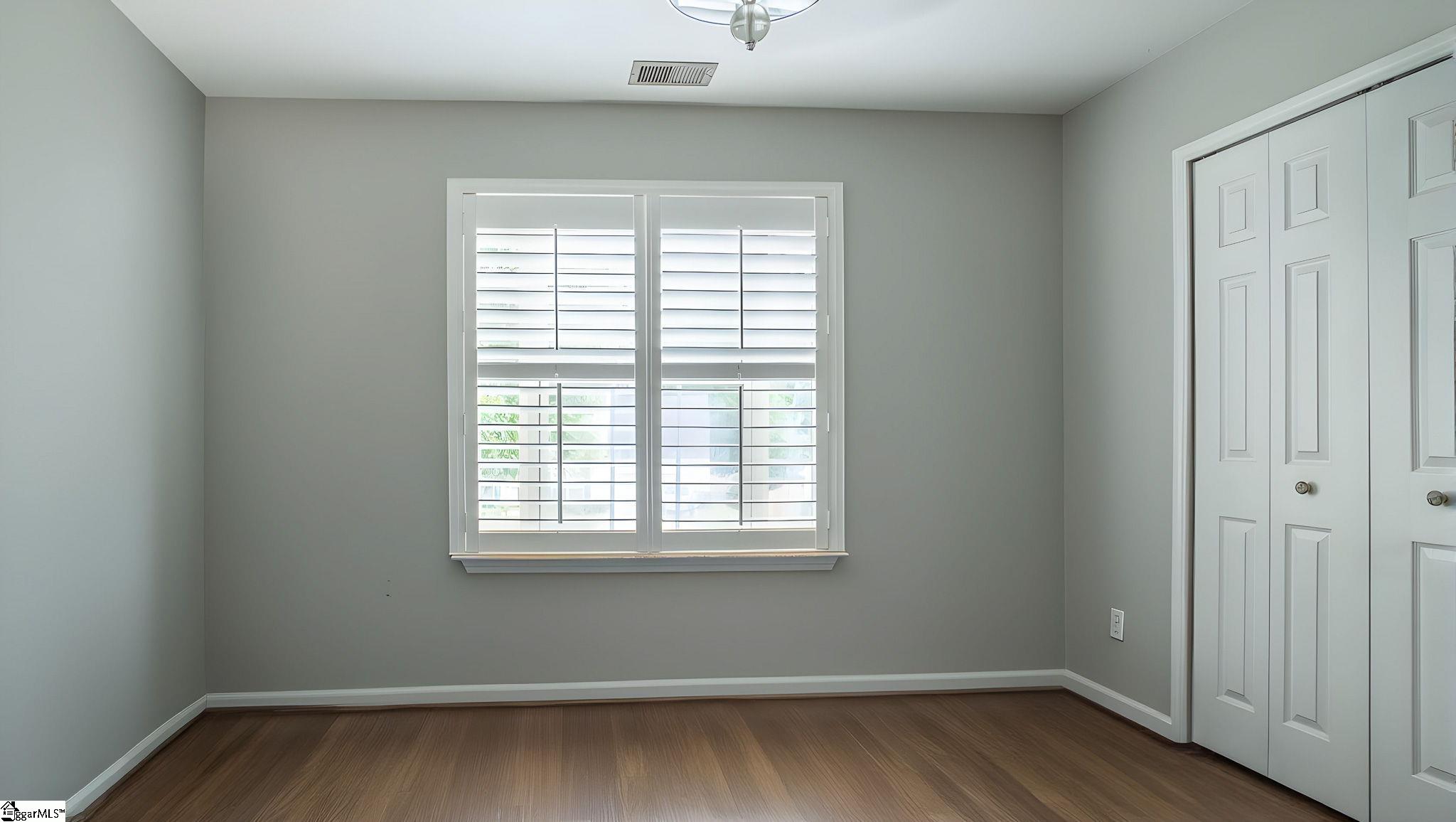 623 Fairview Lake Way Property Photo 37