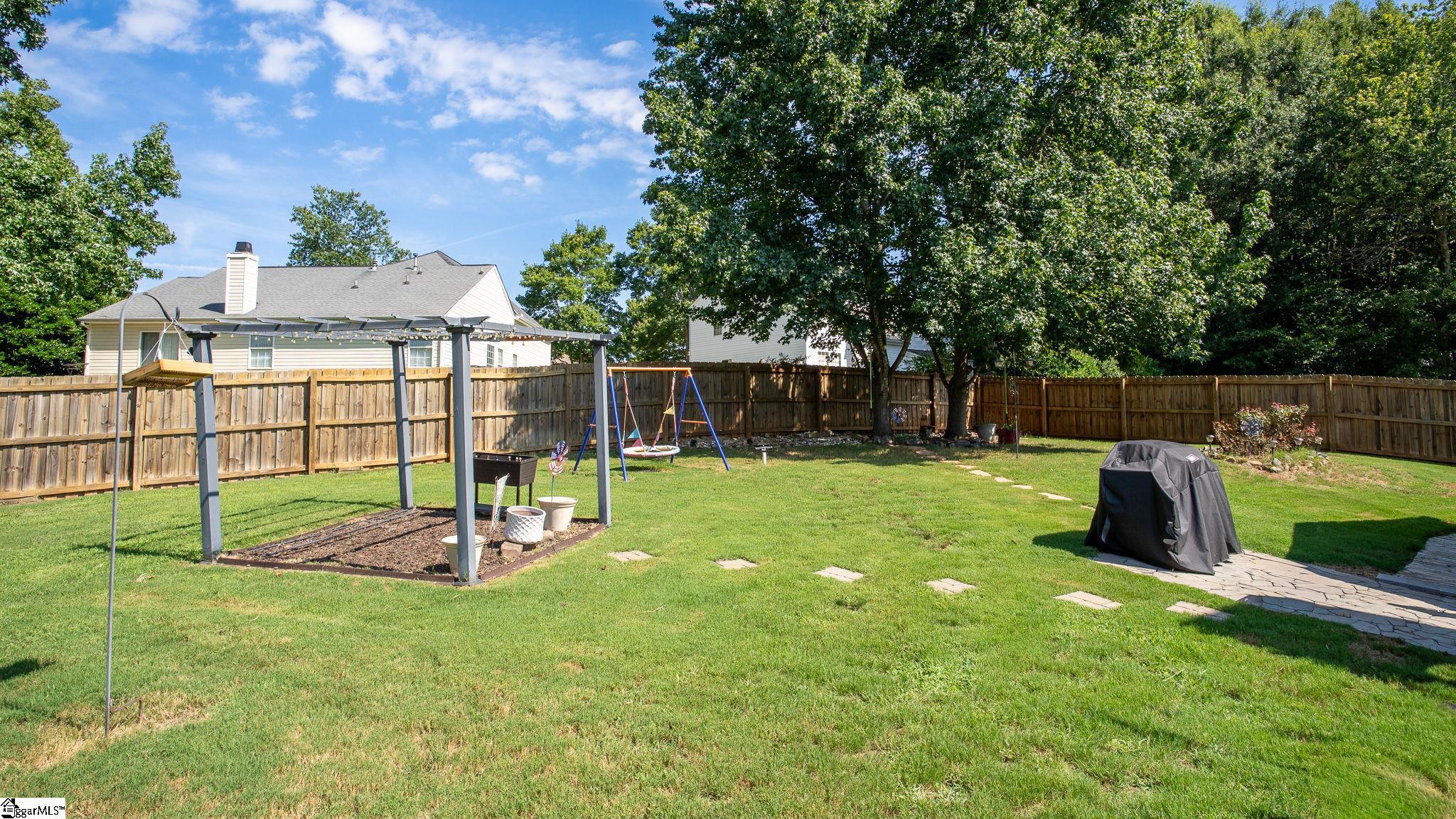623 Fairview Lake Way Property Photo 49