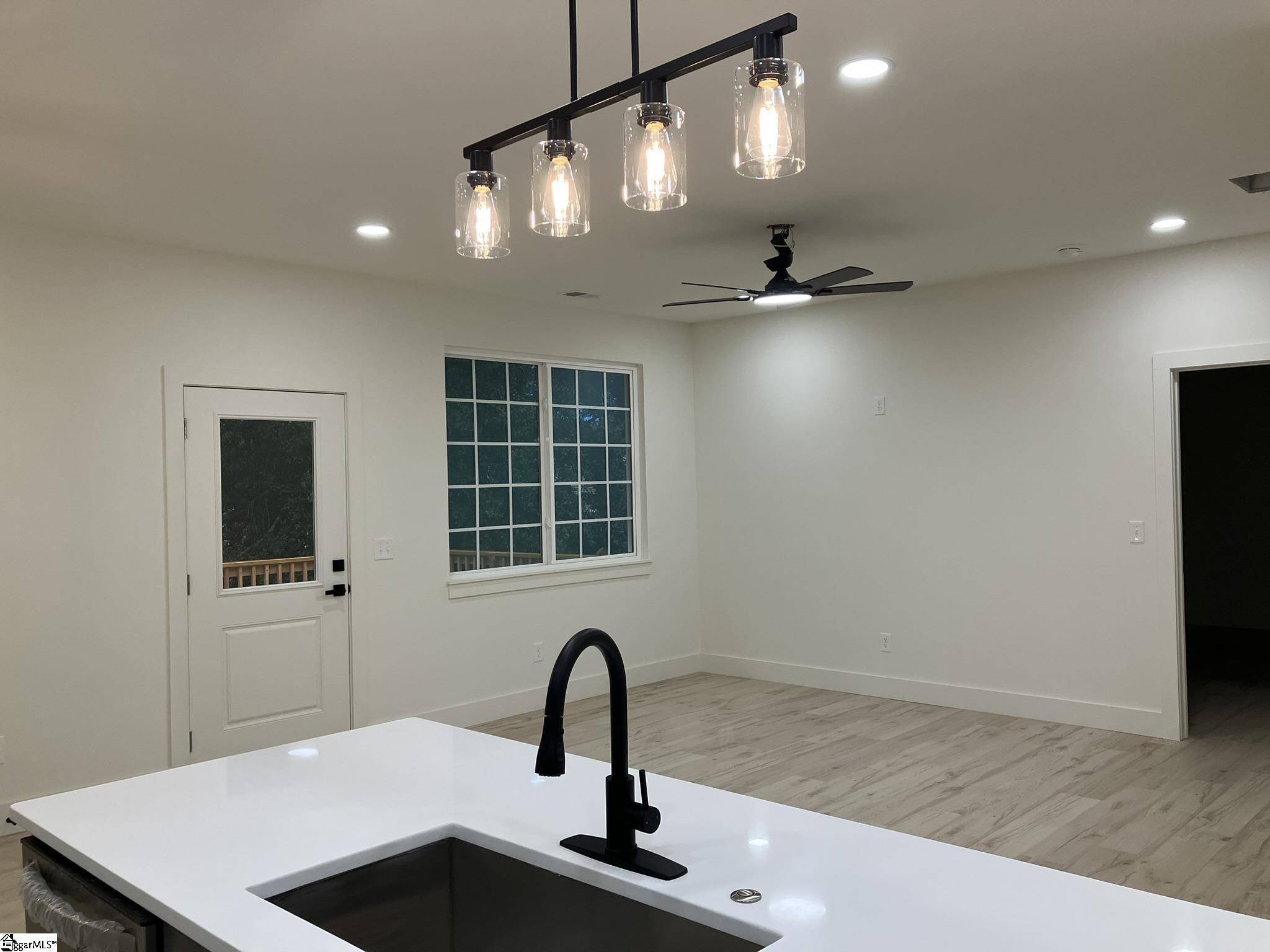 405 Landstone Terrace Property Photo 8
