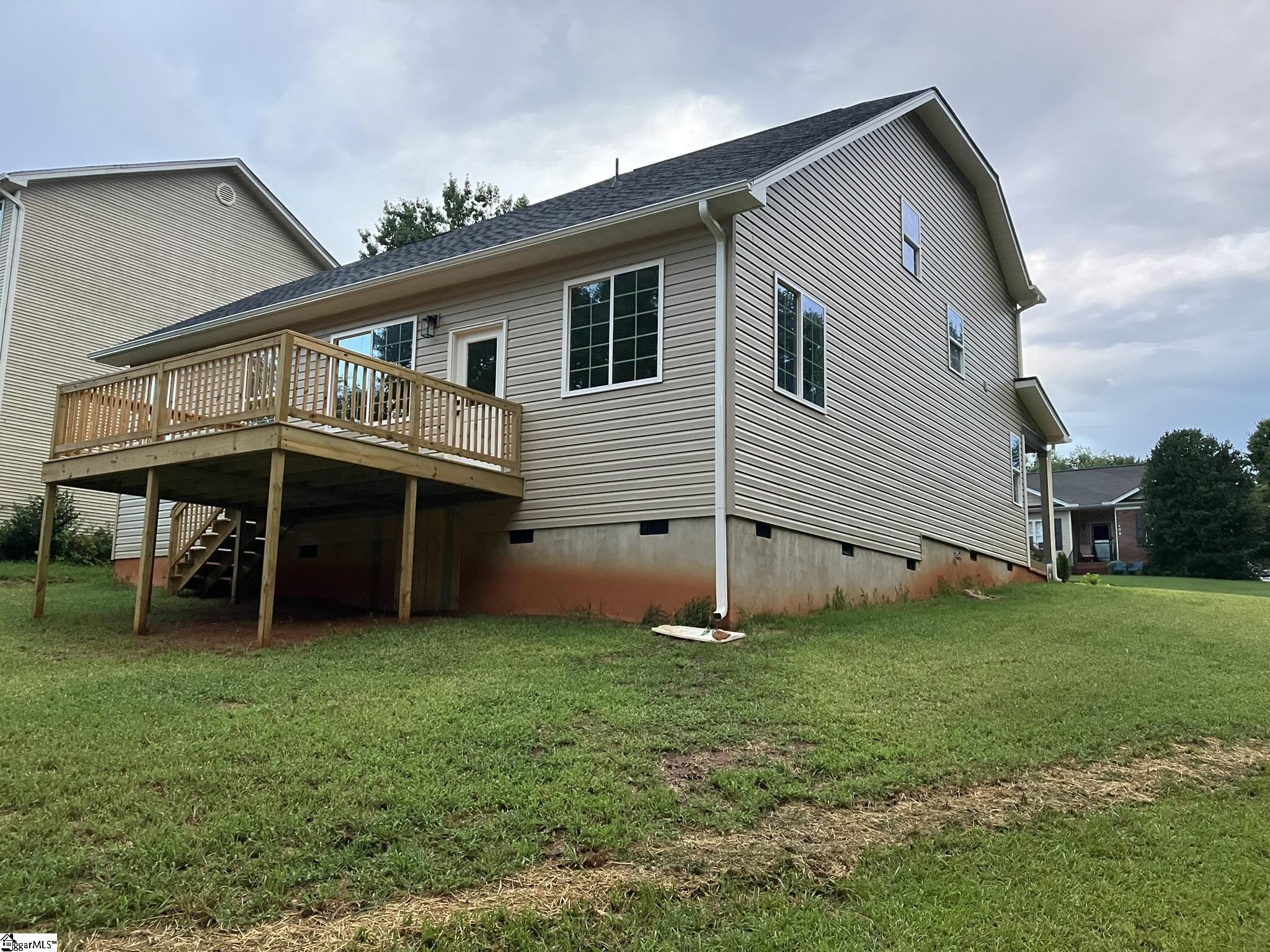 405 Landstone Terrace Property Photo 22