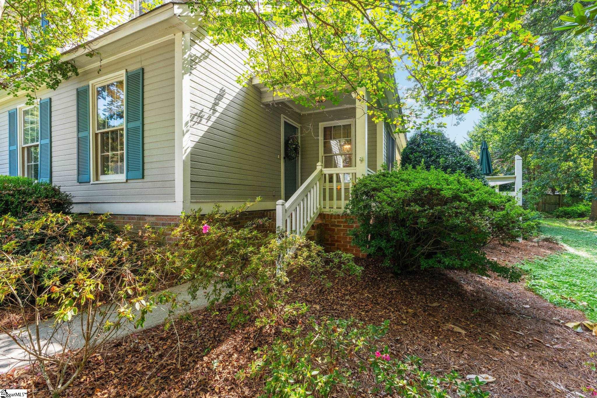 141 Inwood Court Property Photo 2