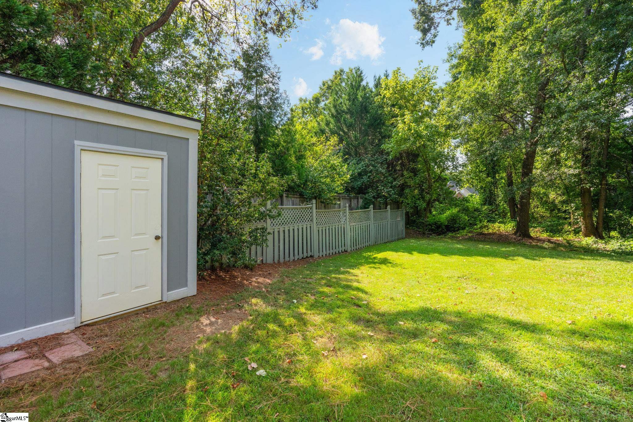 141 Inwood Court Property Photo 22