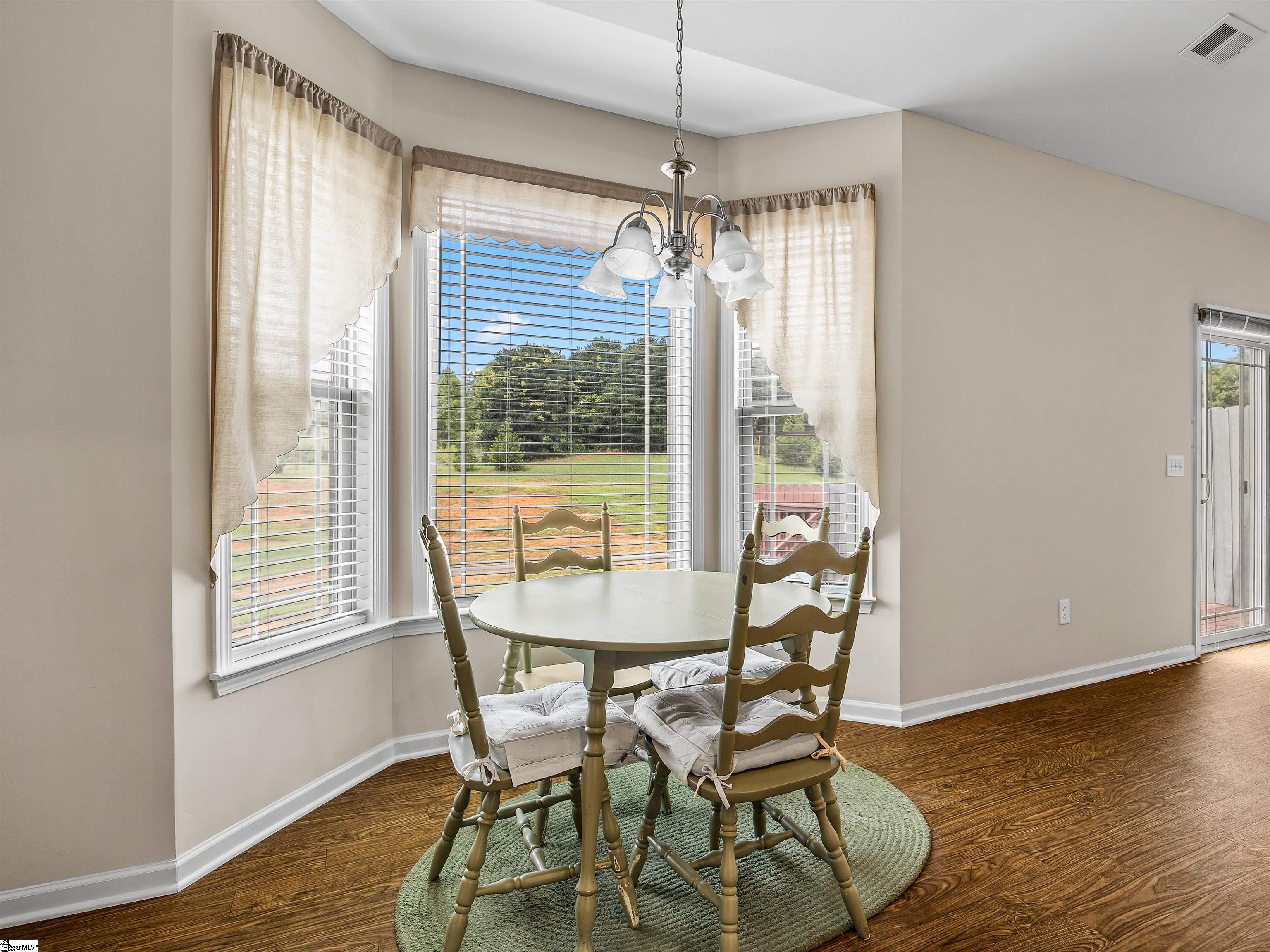 615 Mica Lane Property Photo 10