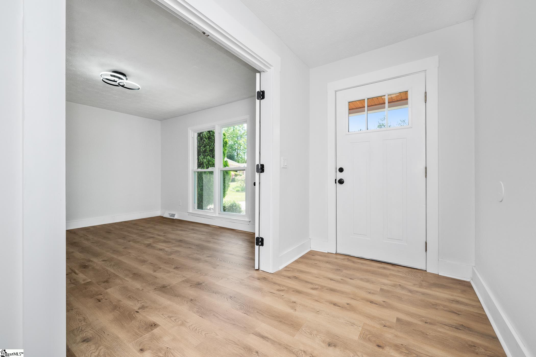 3 Hibourne Court Property Photo 2