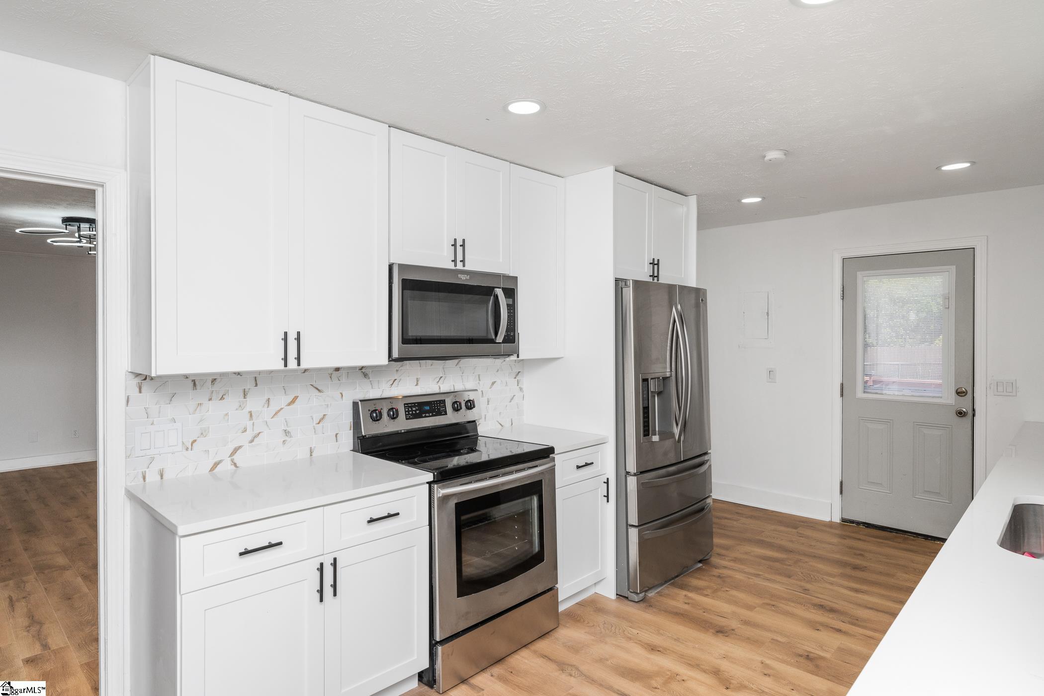 3 Hibourne Court Property Photo 8