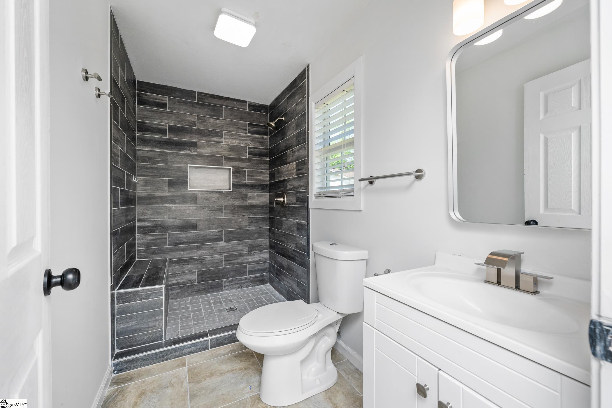 3 Hibourne Court Property Photo 16