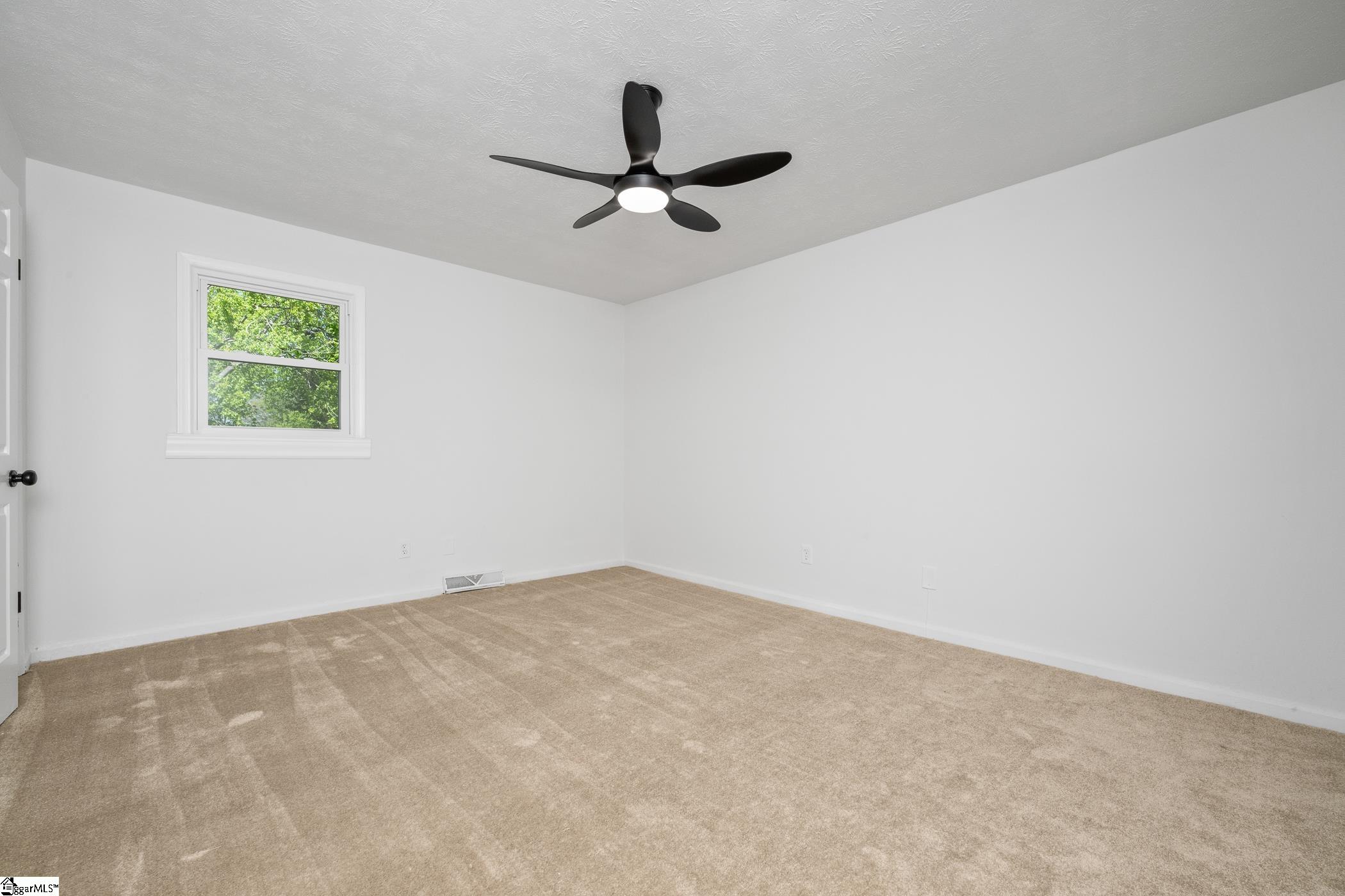 3 Hibourne Court Property Photo 17