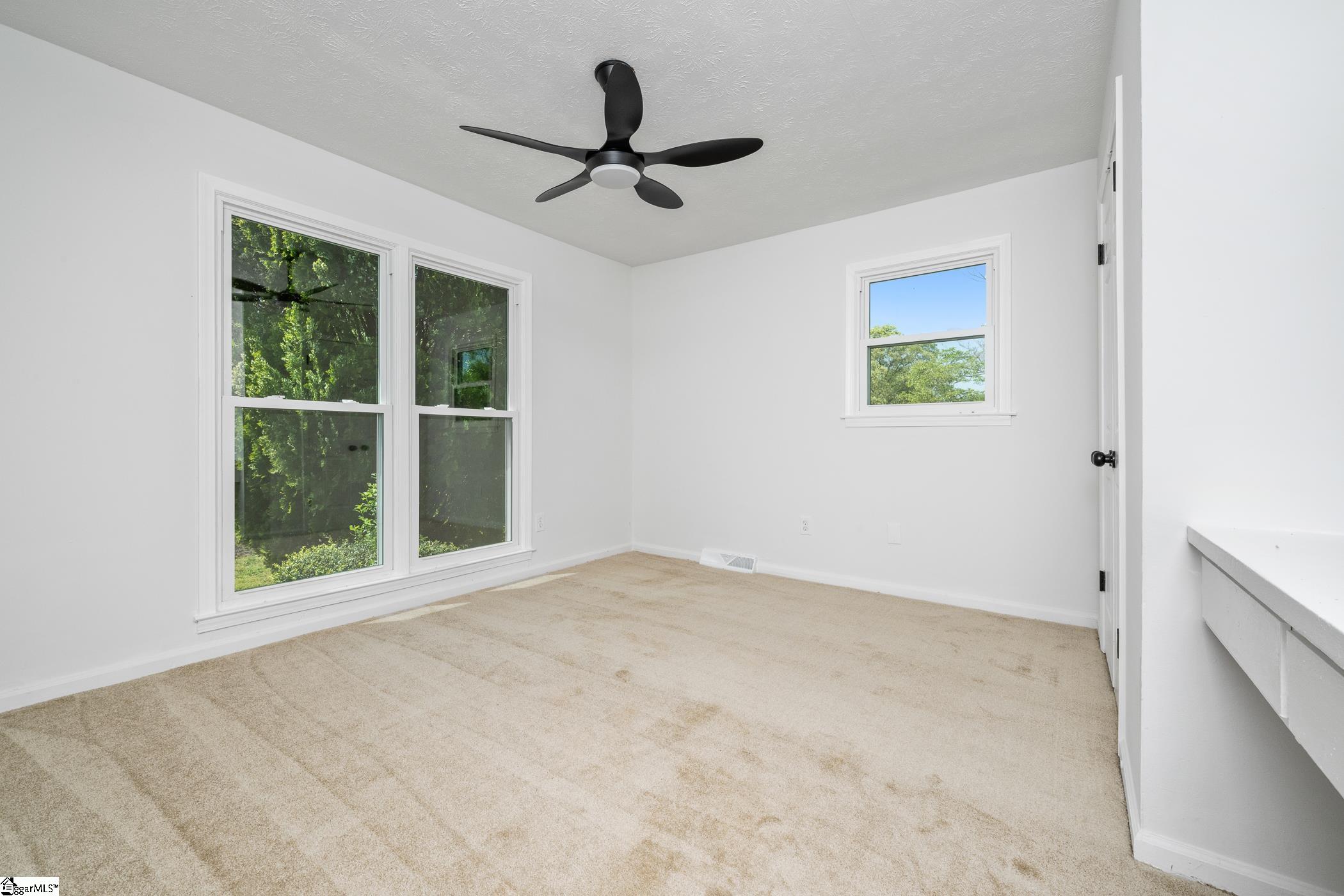 3 Hibourne Court Property Photo 20
