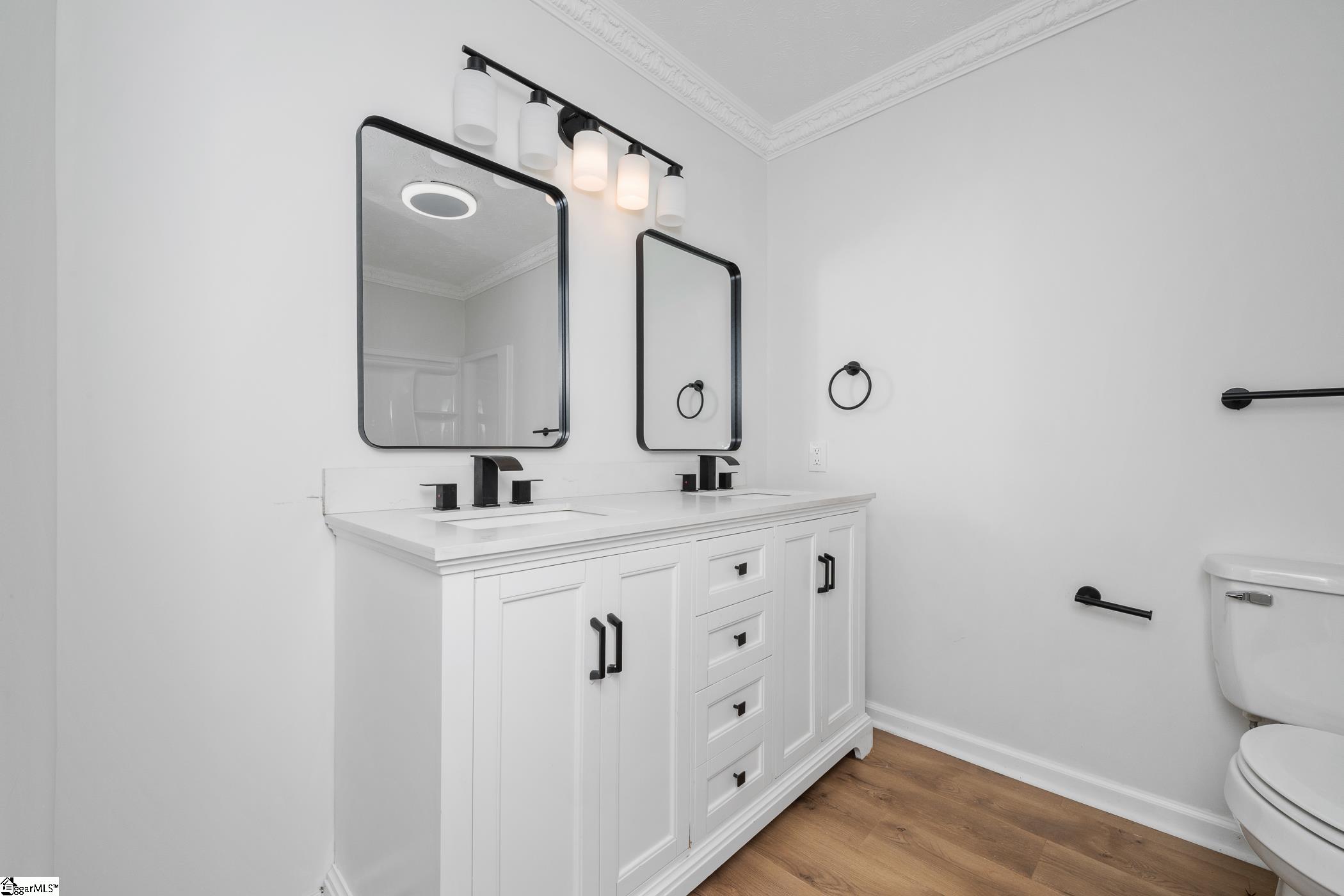 3 Hibourne Court Property Photo 22