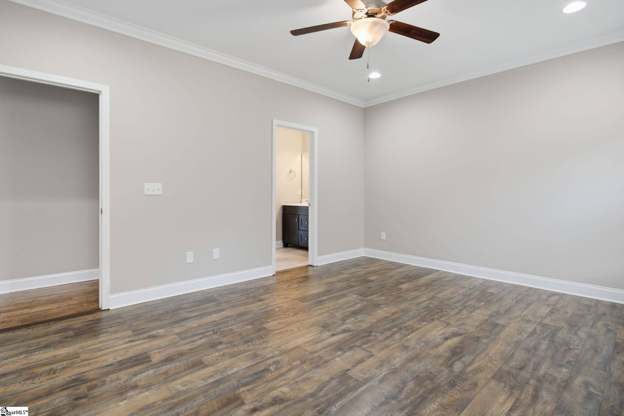 1000 Sheila Avenue Property Photo 14