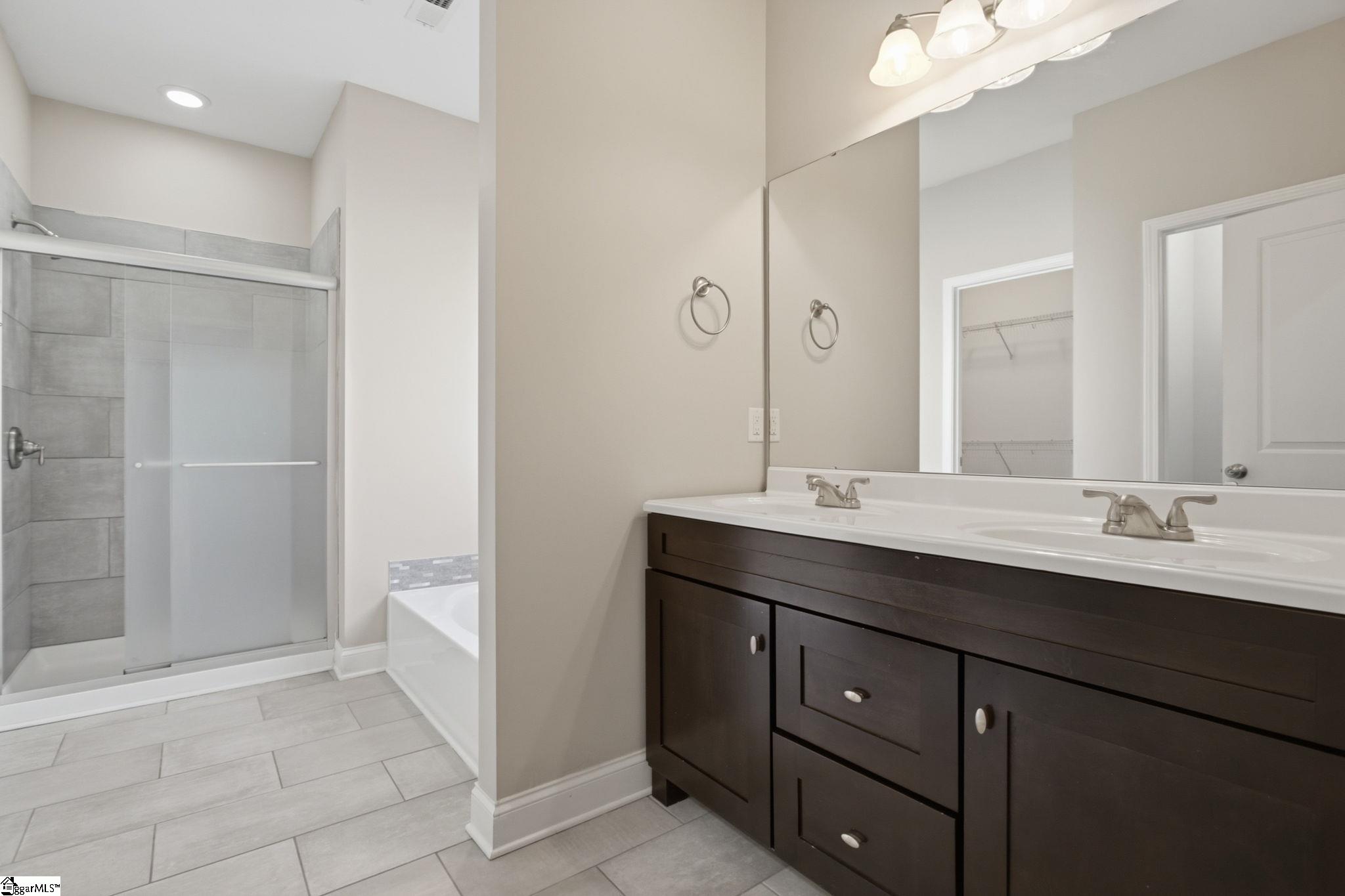1000 Sheila Avenue Property Photo 15