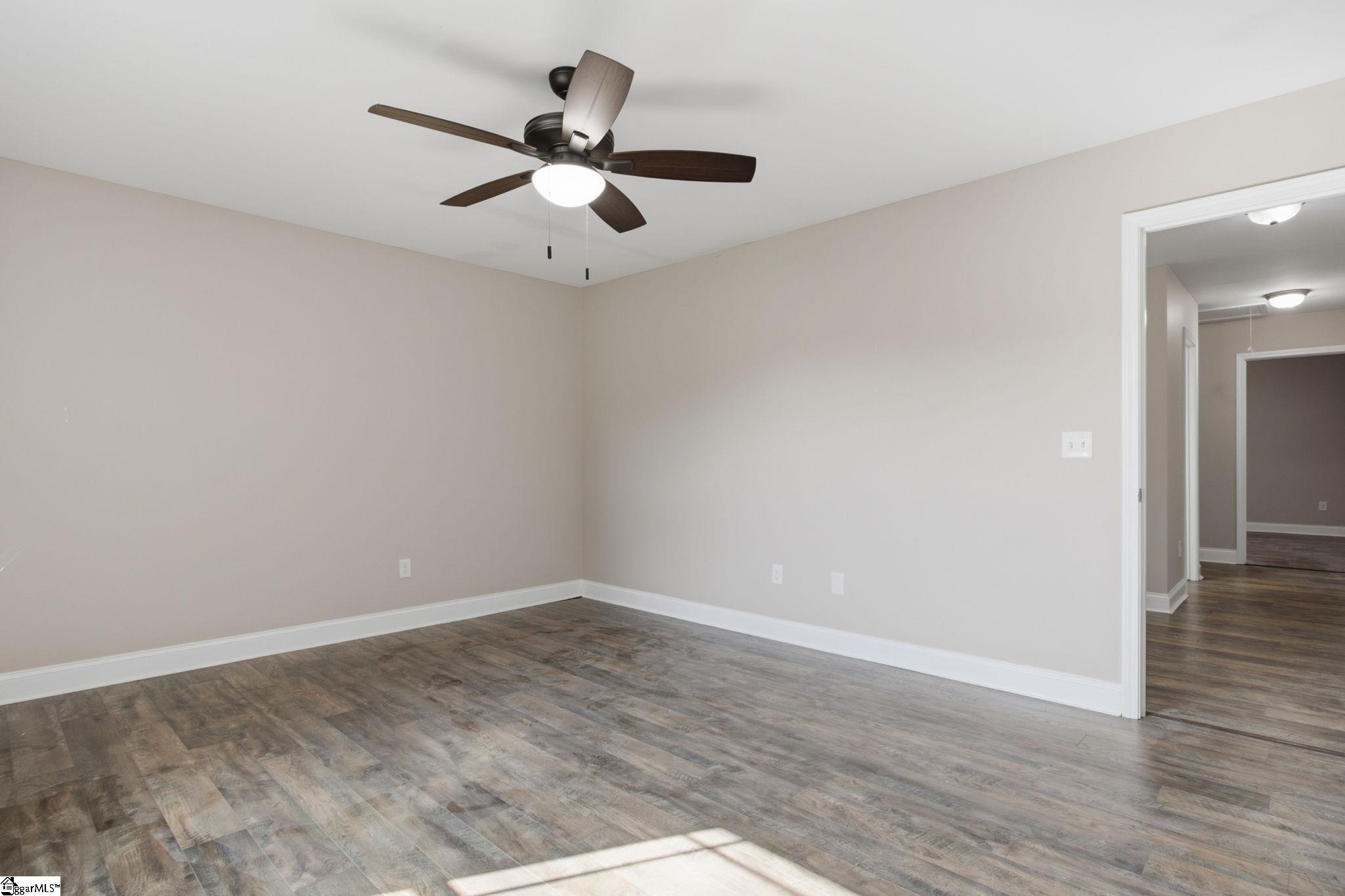 1000 Sheila Avenue Property Photo 19