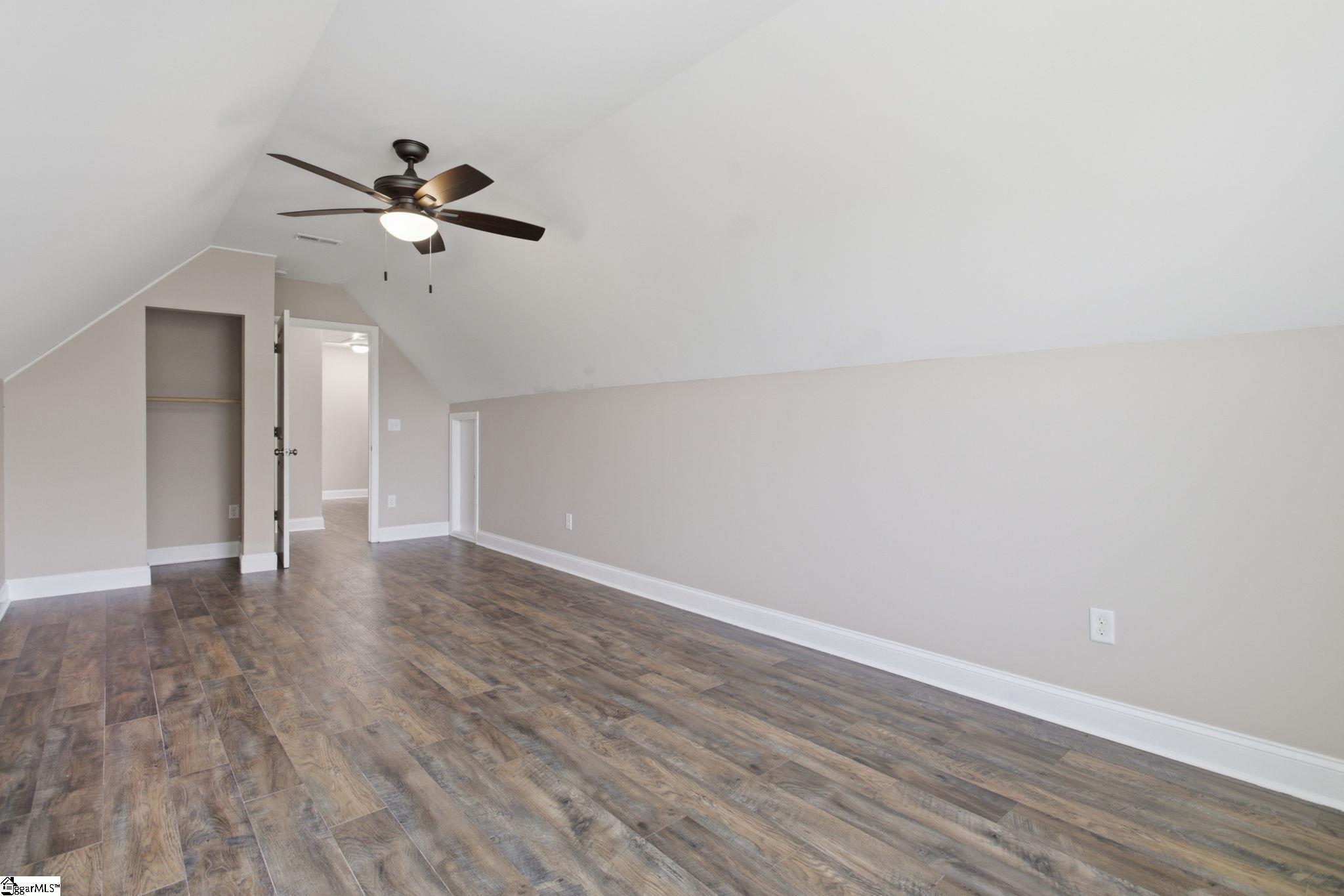 1000 Sheila Avenue Property Photo 24