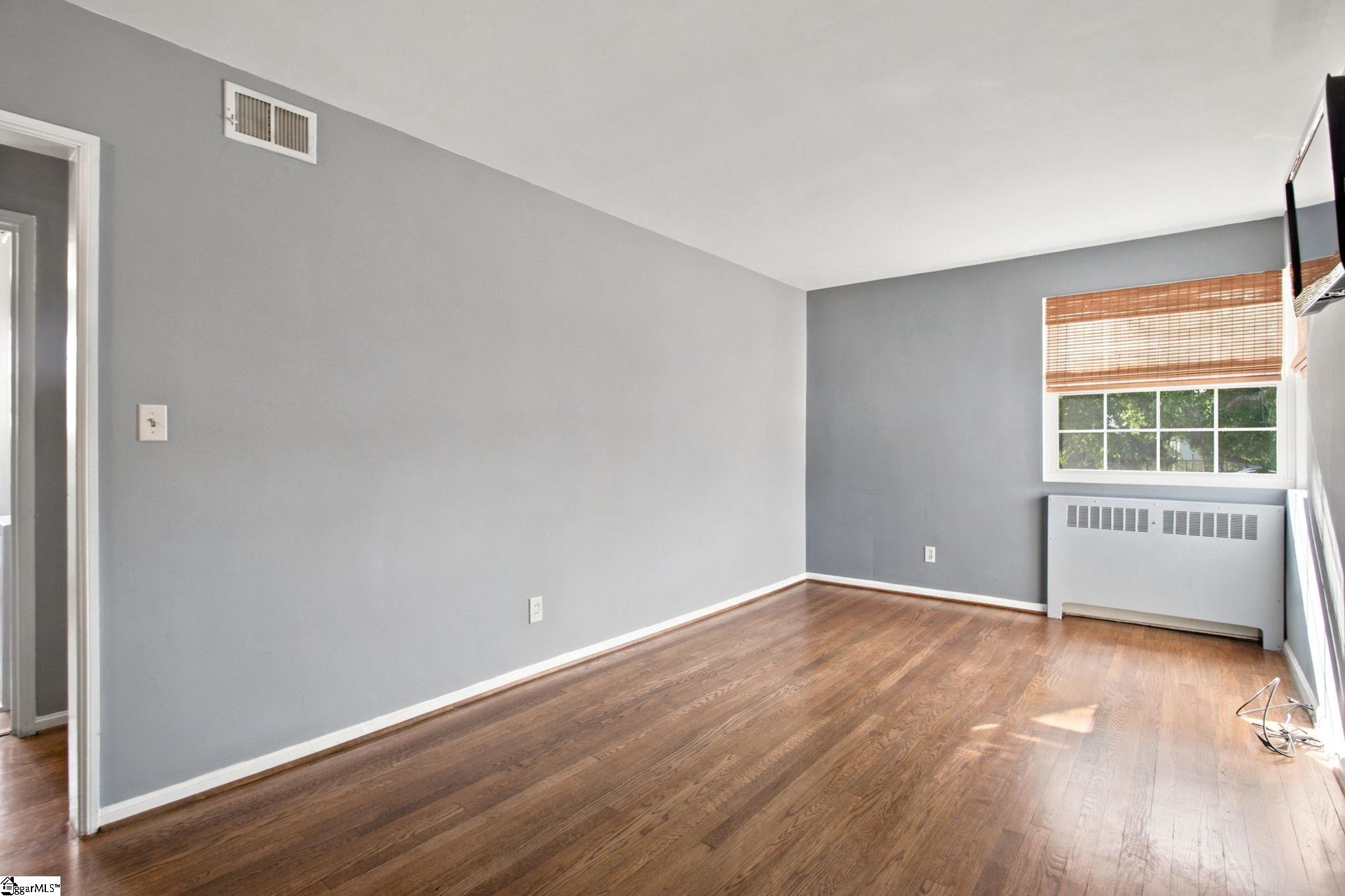 100 Lewis Drive Property Photo 6
