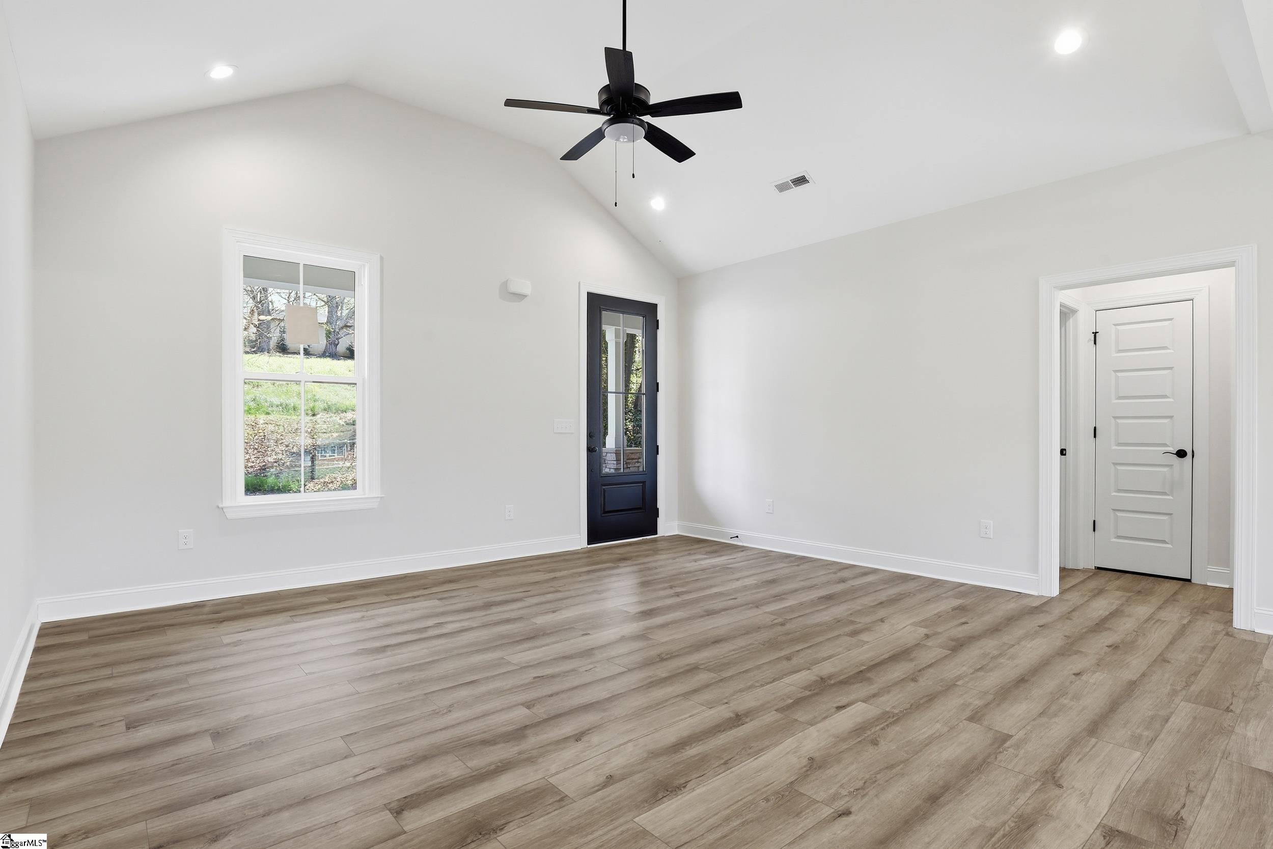121 Tubbs Mountain Road Property Photo 8