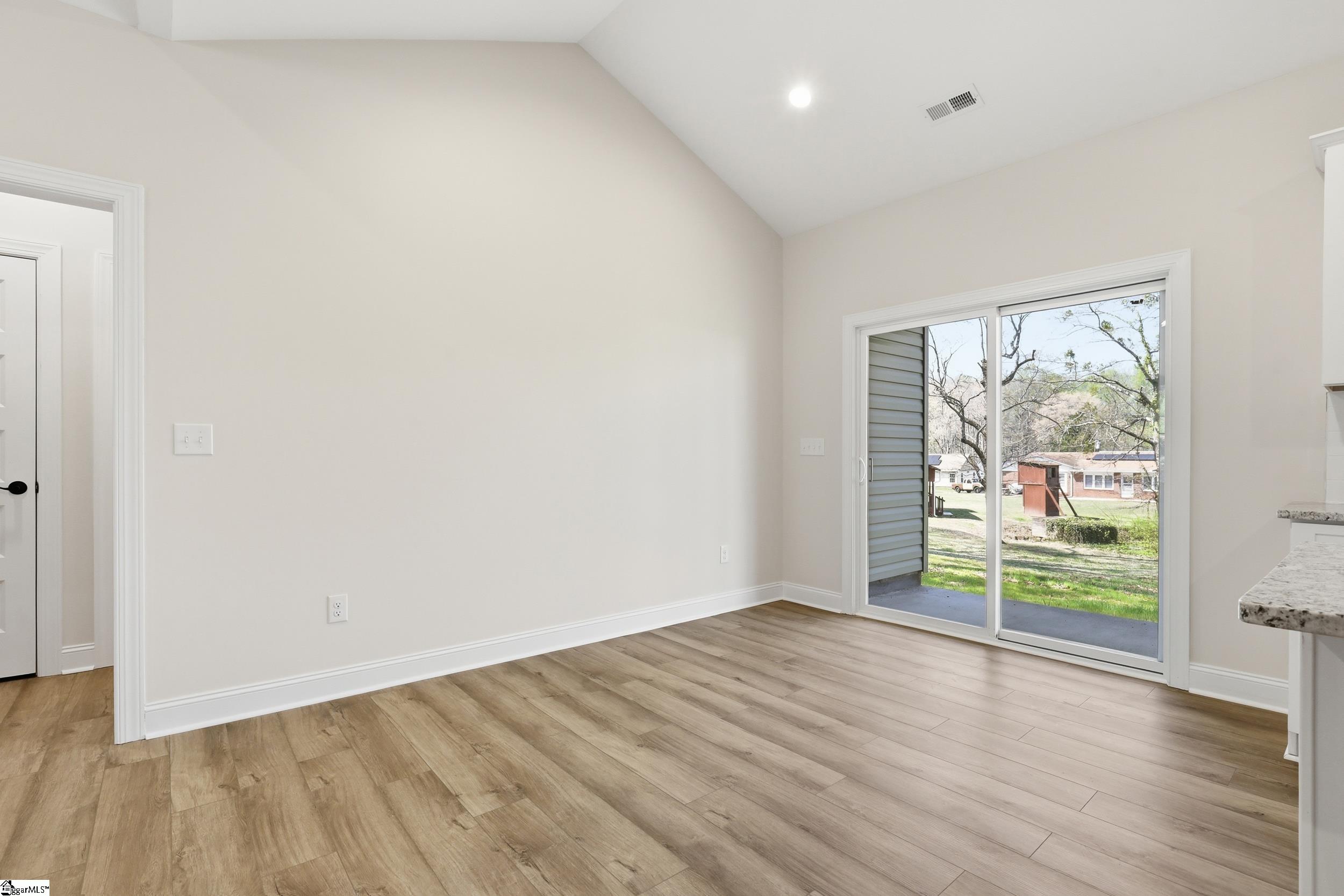 121 Tubbs Mountain Road Property Photo 12
